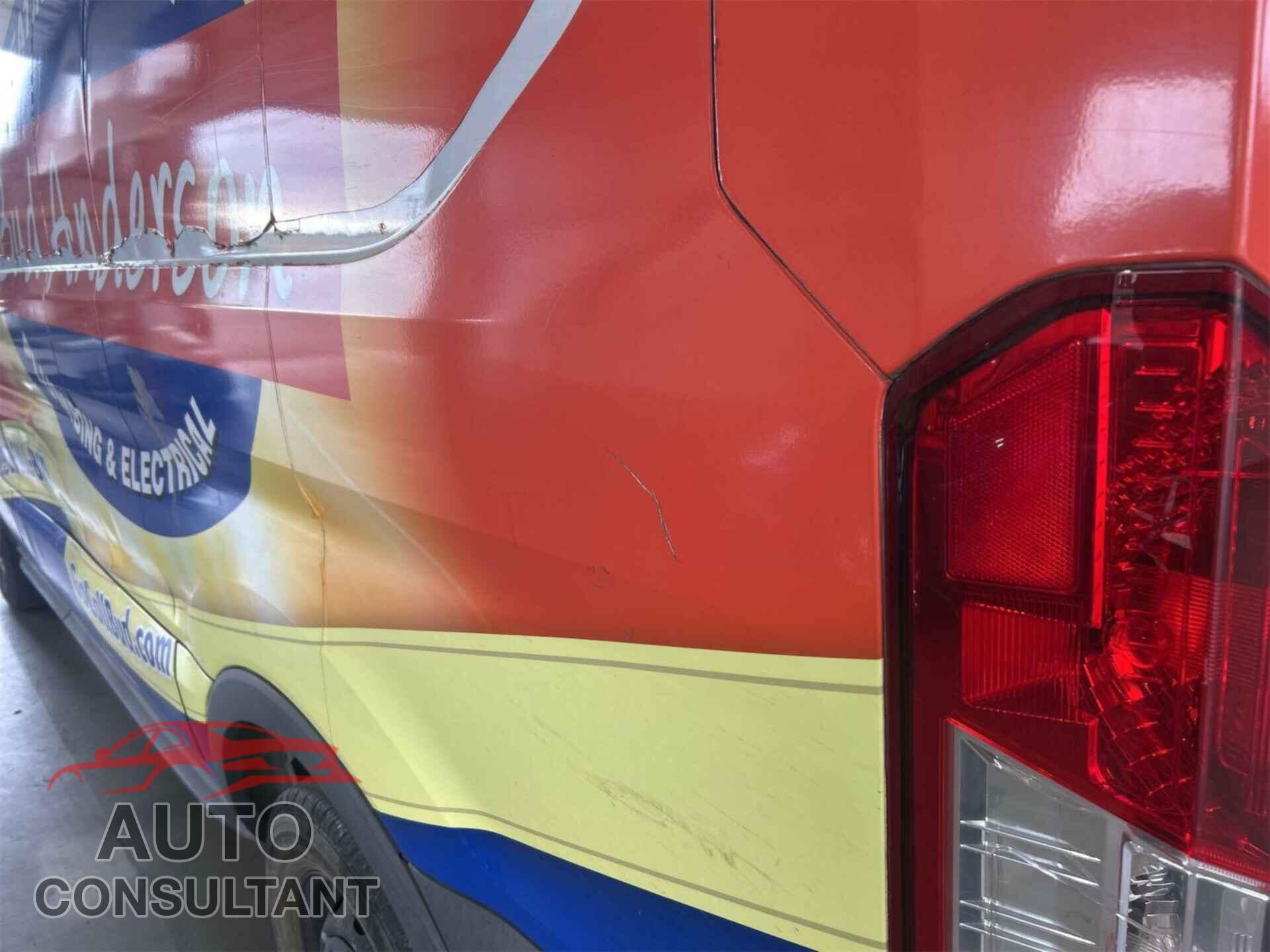 FORD TRANSIT-150 2017 - 1FTYE1YM4HKA07468
