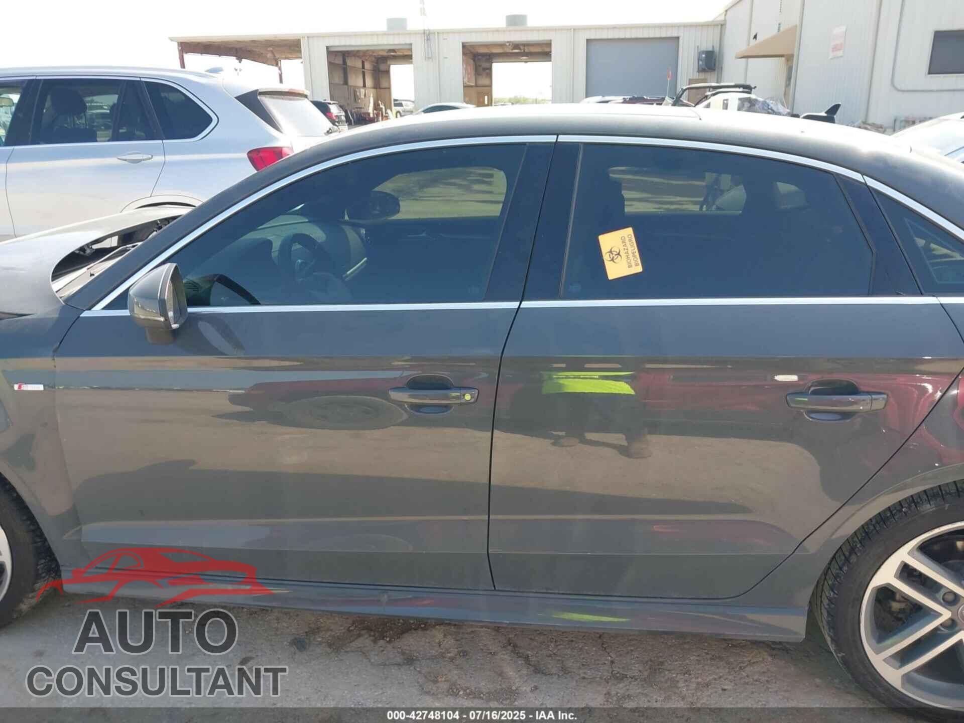AUDI A3 2019 - WAUGUGFF9K1011502