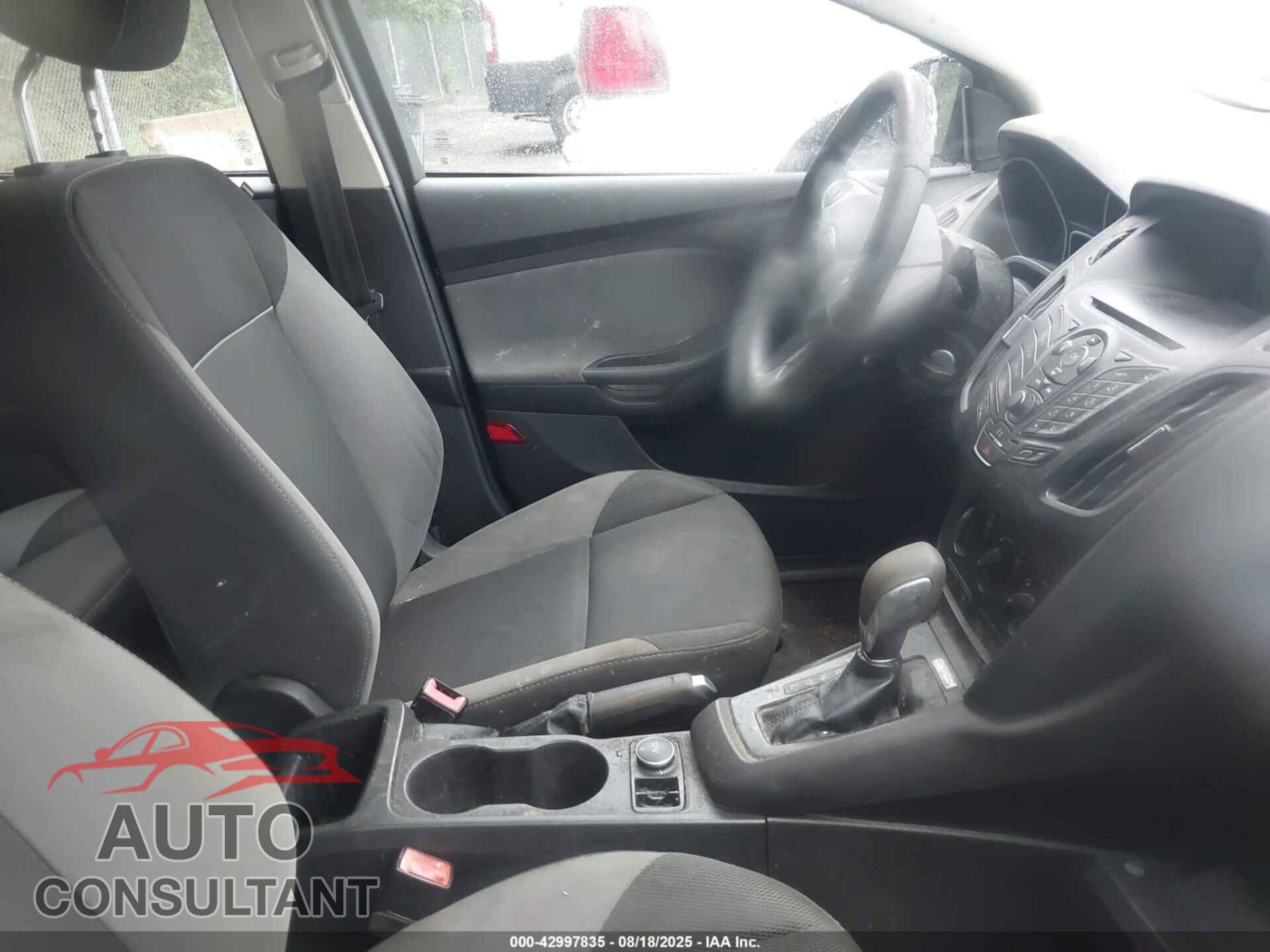 FORD FOCUS 2013 - 1FADP3E21DL207385
