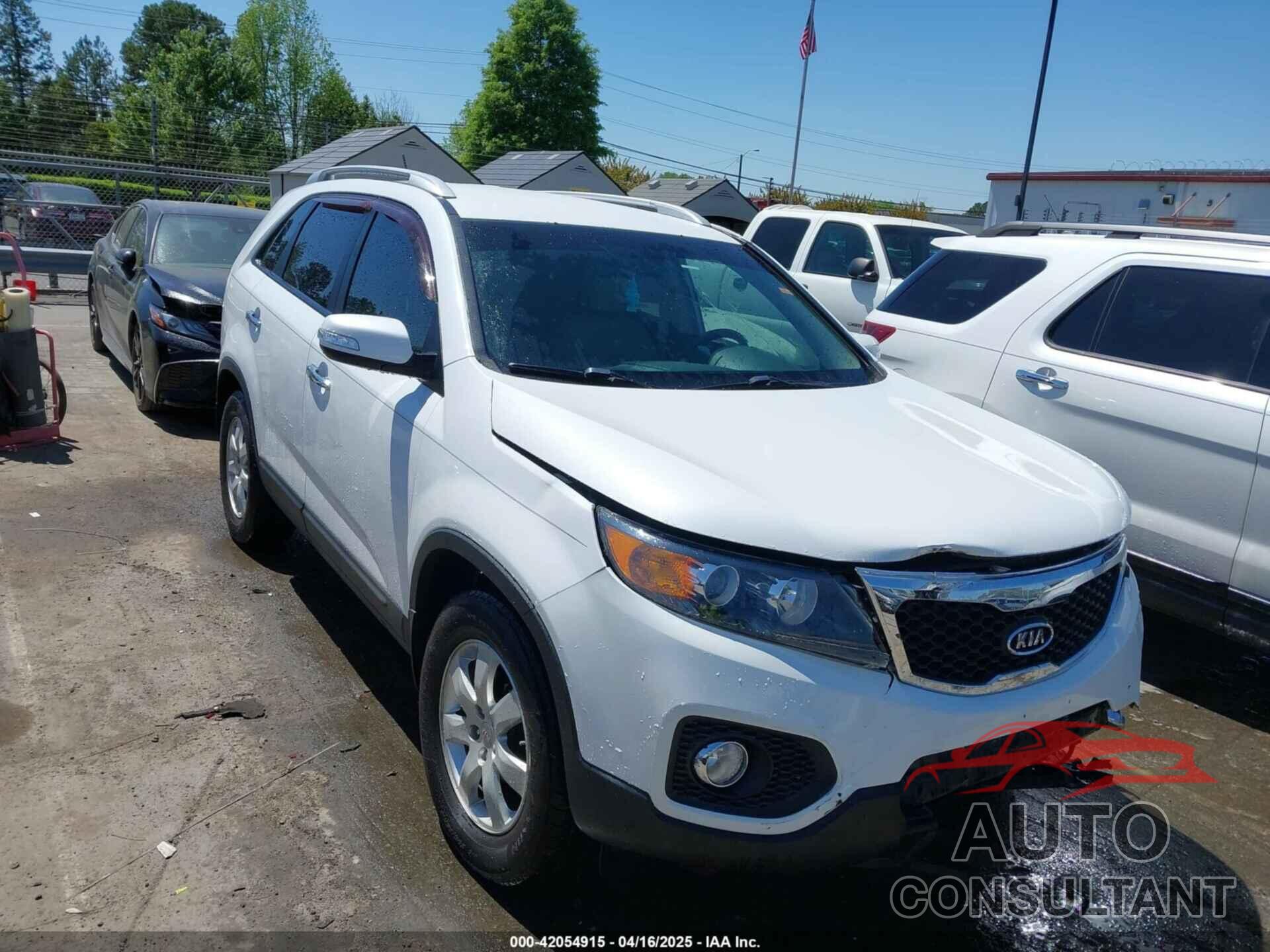 KIA SORENTO 2013 - 5XYKT3A68DG345376