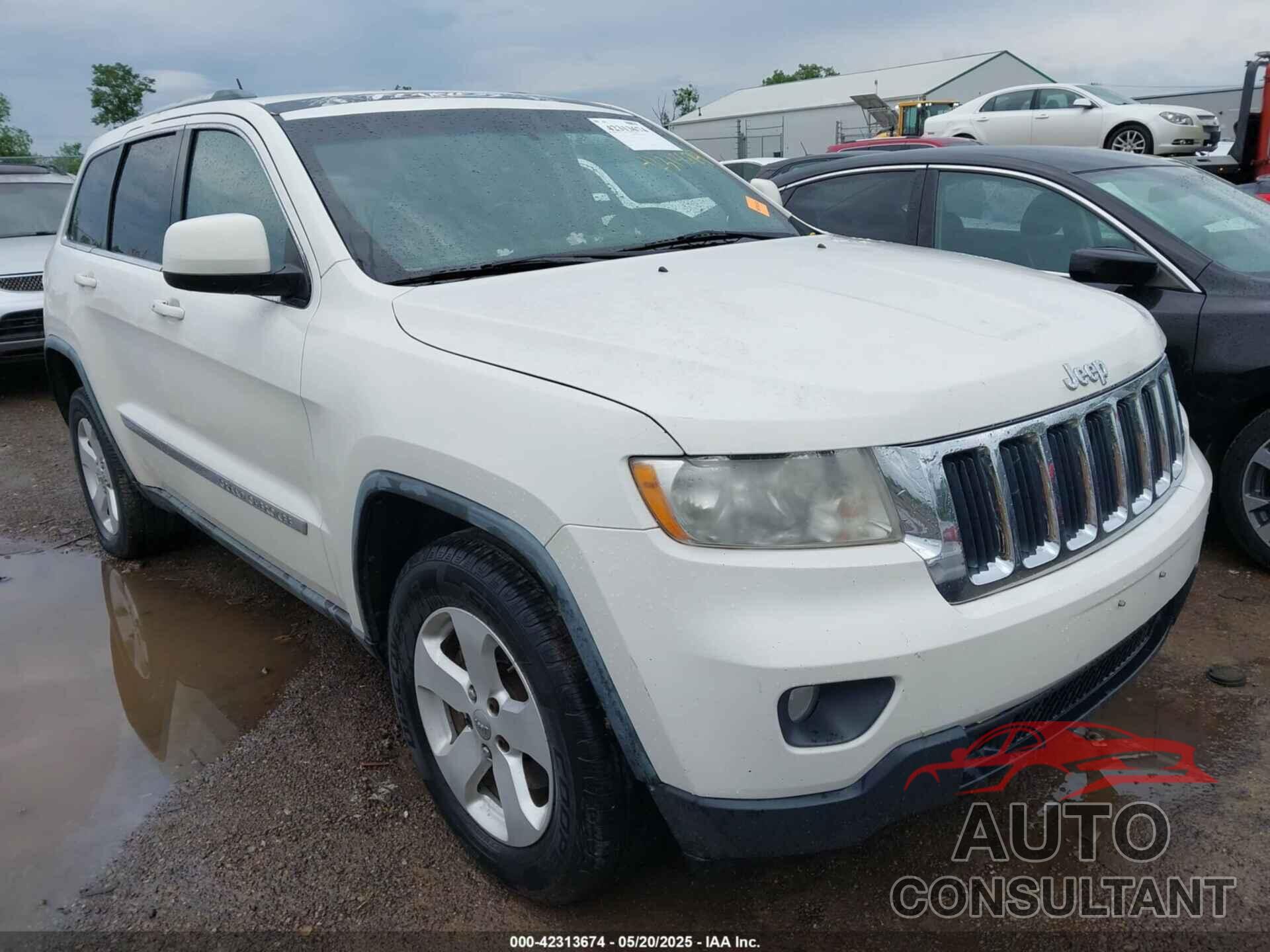 JEEP GRAND CHEROKEE 2011 - 1J4RR4GG1BC572827