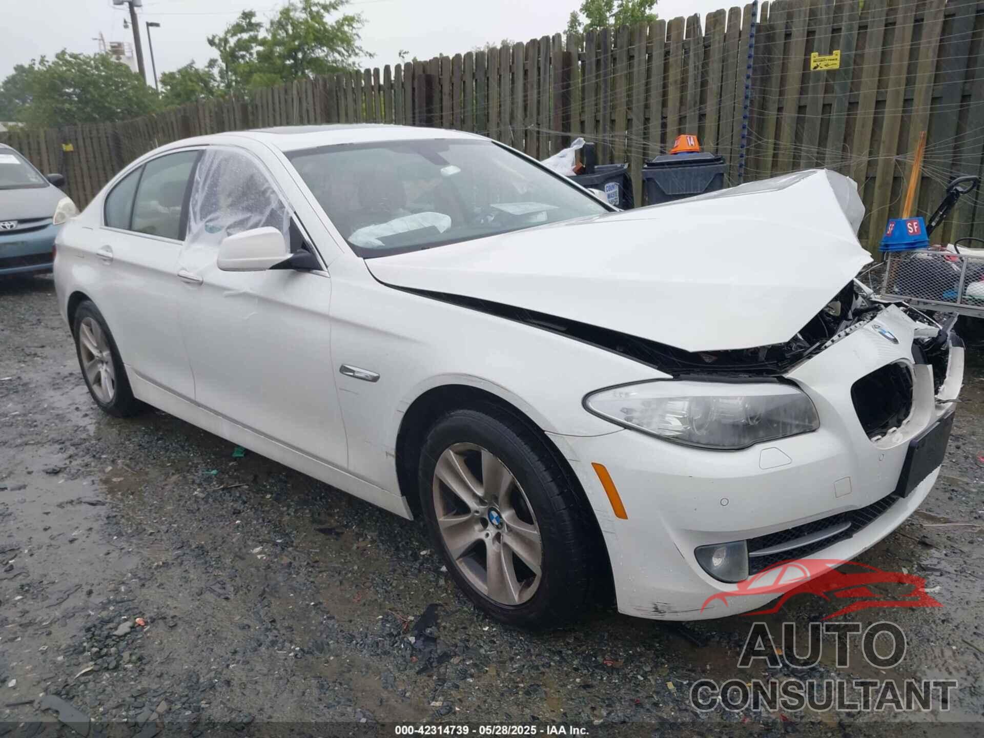 BMW 528I 2013 - WBAXH5C54DD110492