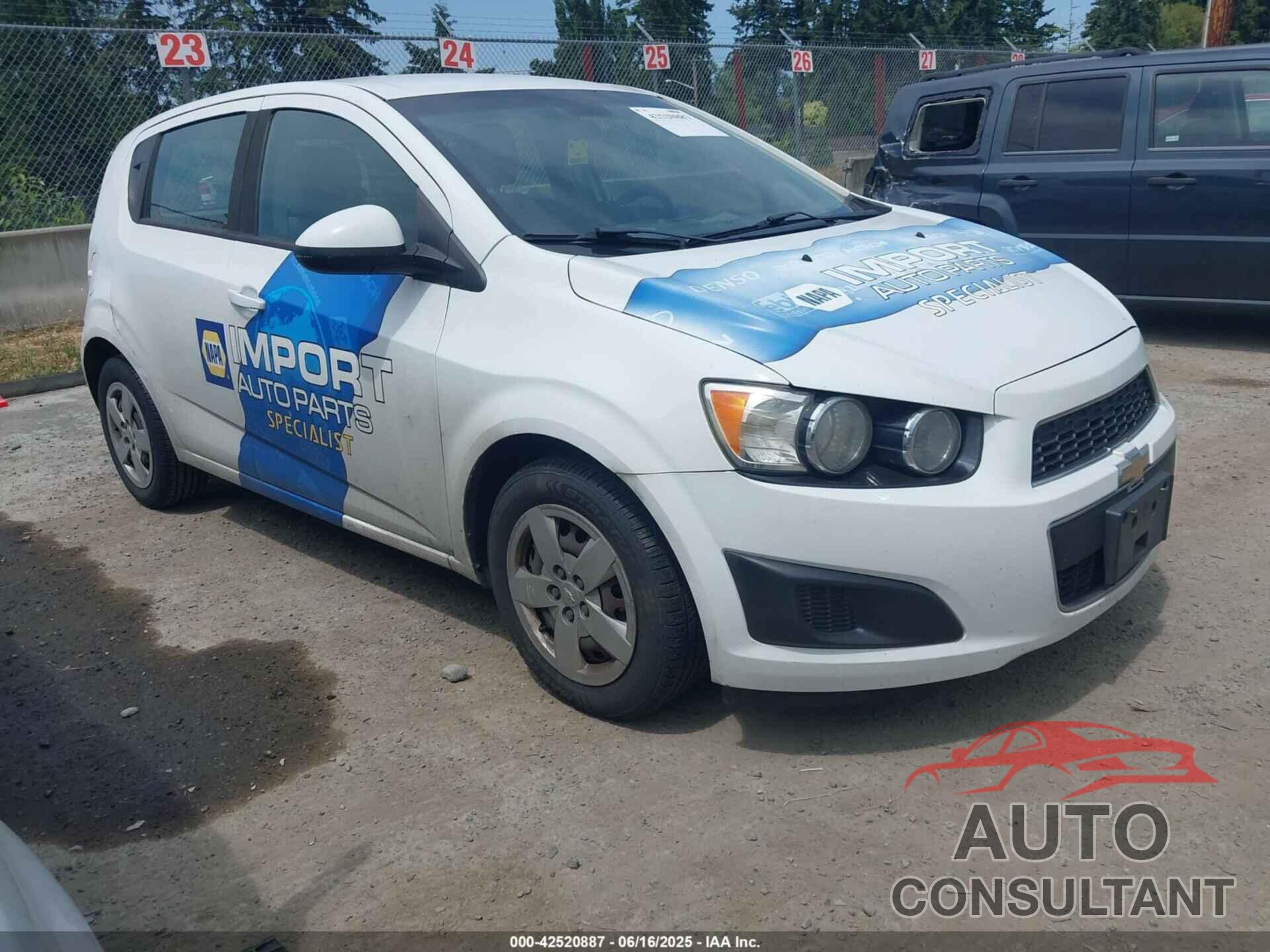 CHEVROLET SONIC 2015 - 1G1JA6SHXF4134063