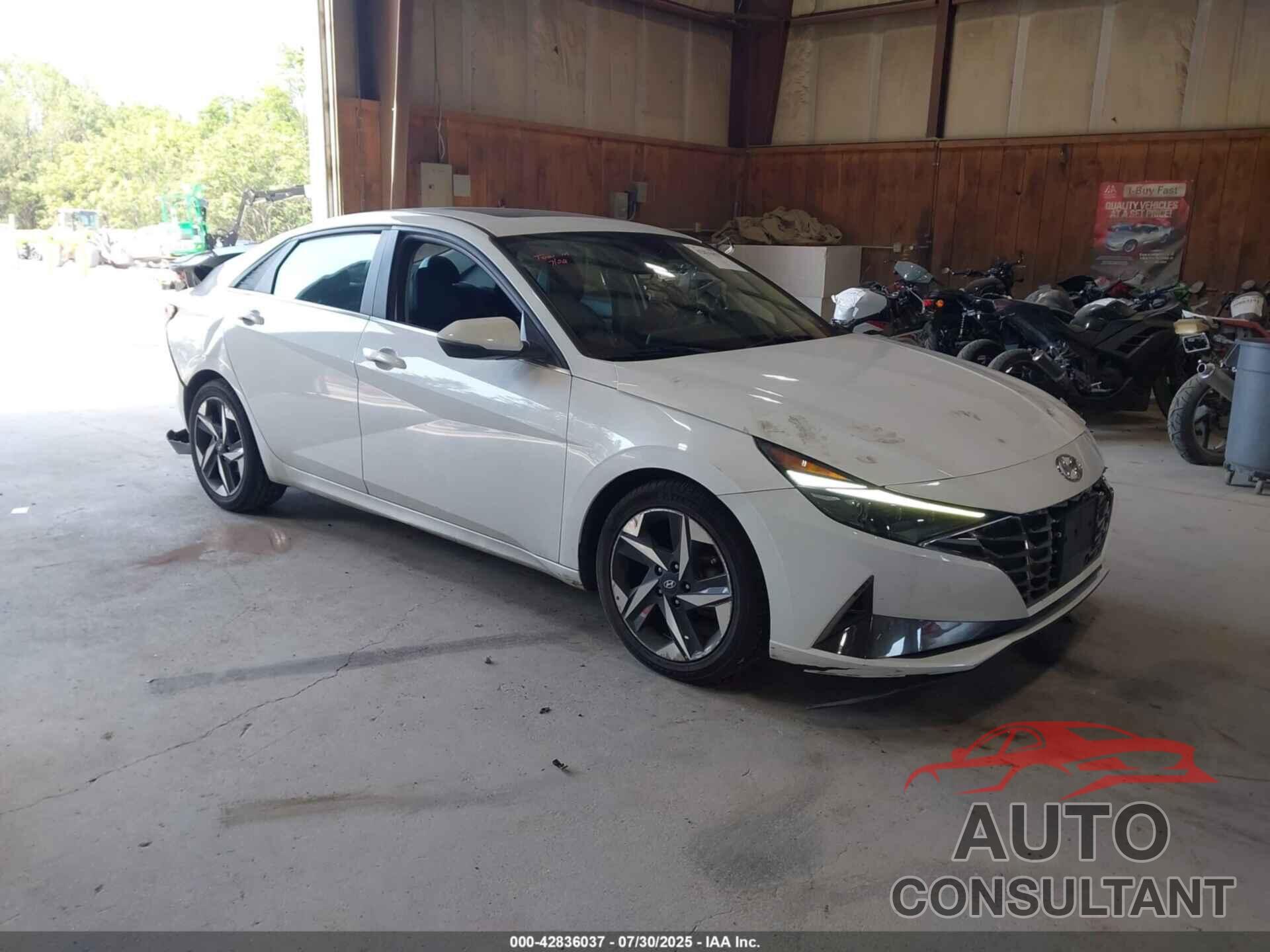 HYUNDAI ELANTRA 2022 - 5NPLP4AG2NH067401