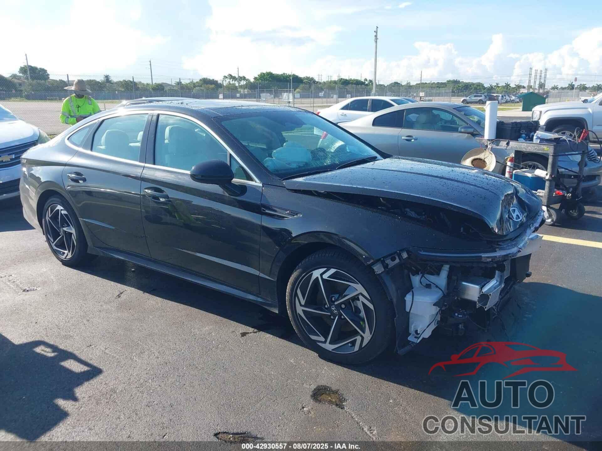HYUNDAI SONATA 2025 - KMHL14JA2SA495965