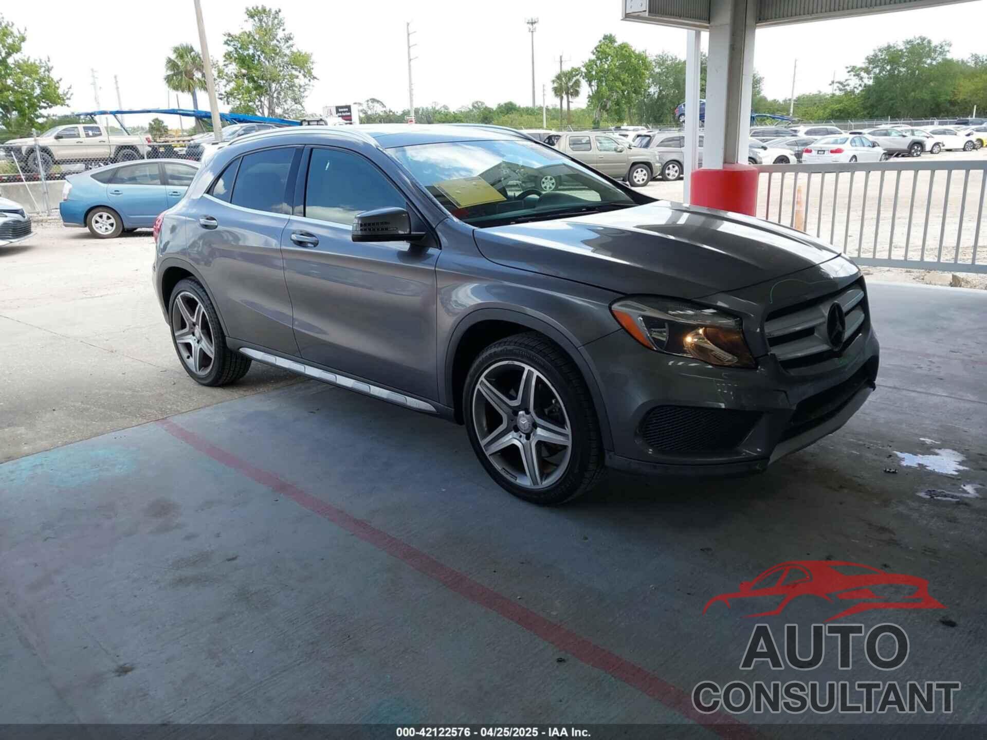 MERCEDES-BENZ GLA 250 2015 - WDCTG4GB3FJ064960