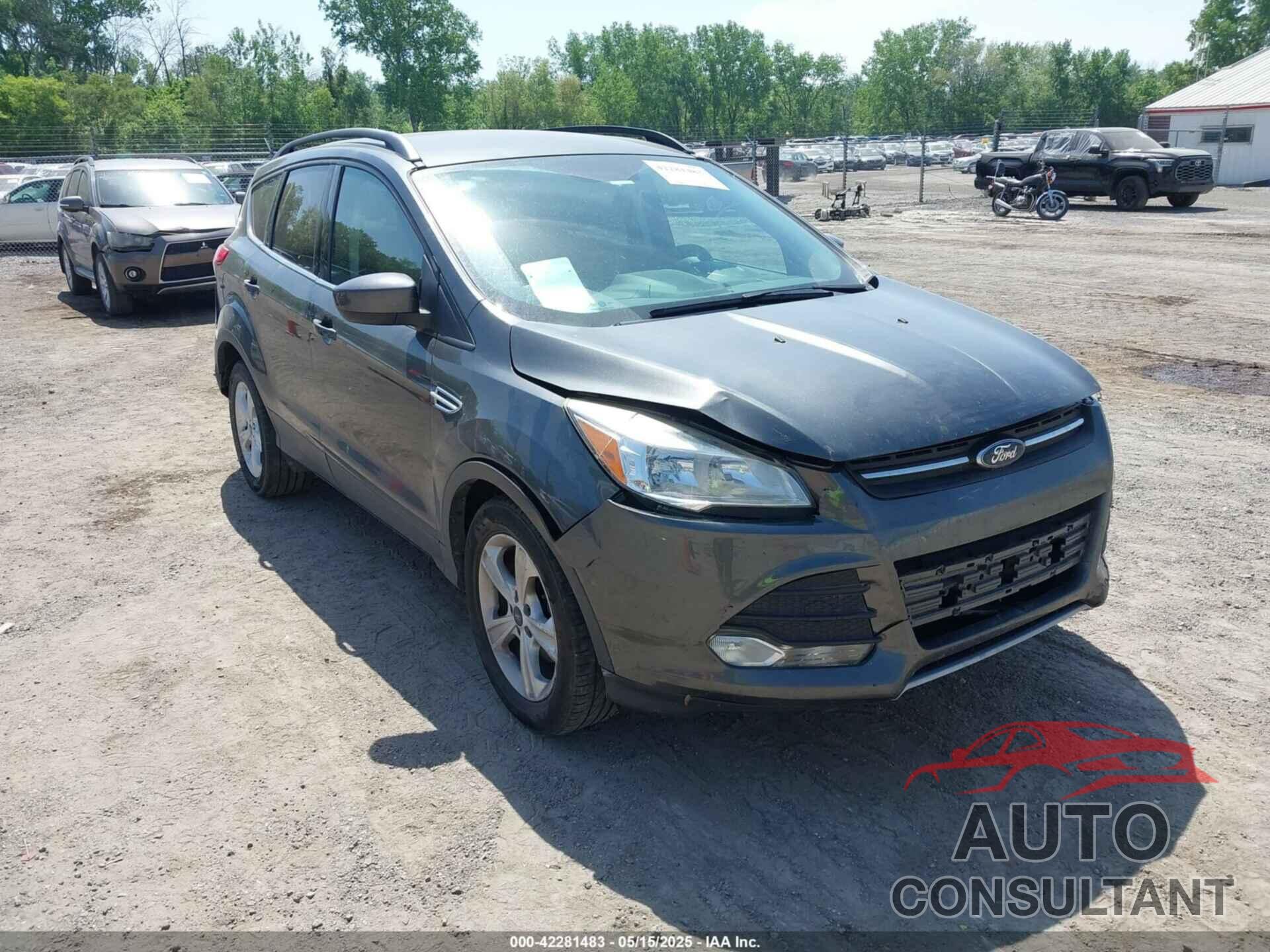 FORD ESCAPE 2016 - 1FMCU0GX2GUB33877