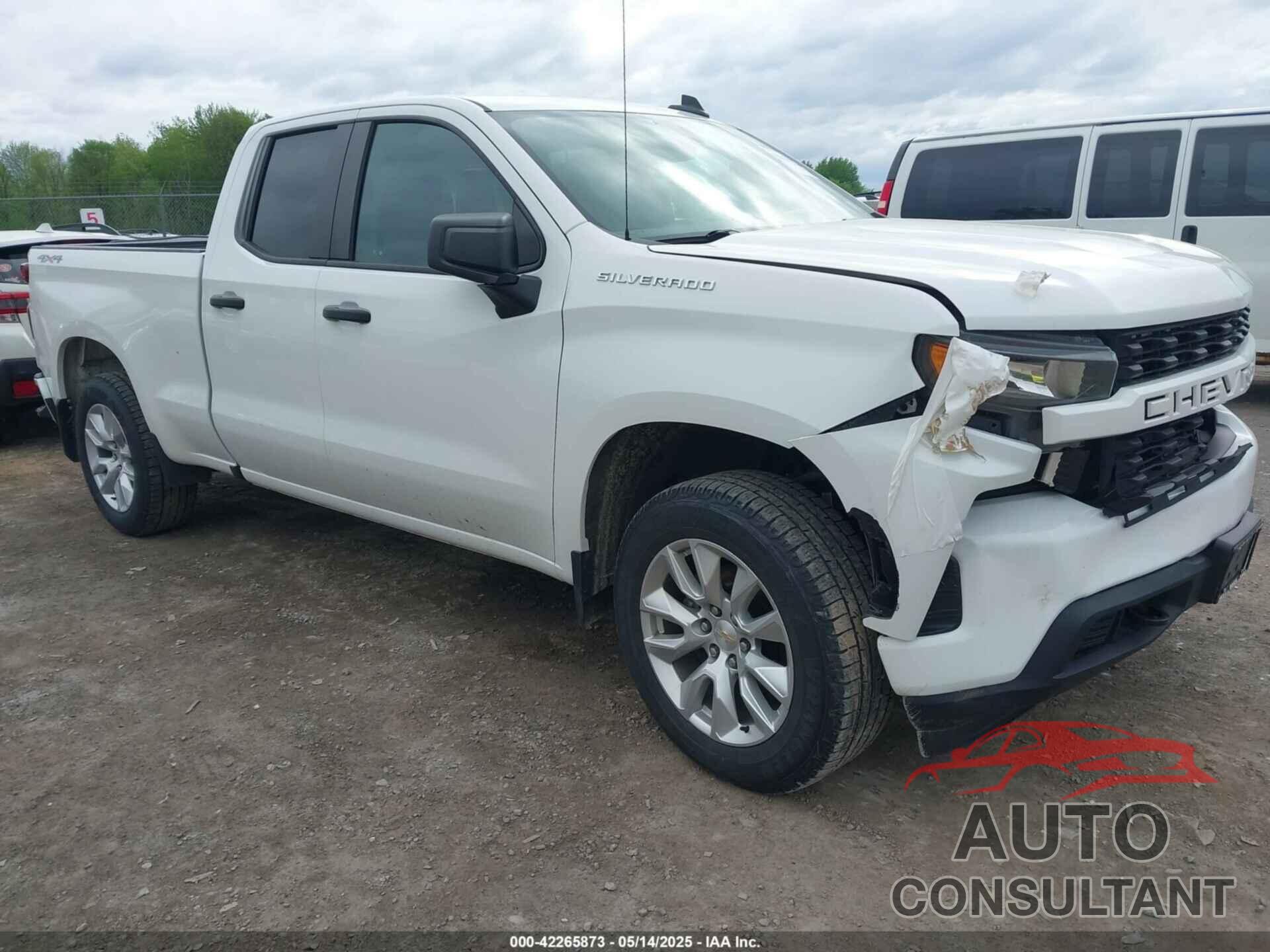 CHEVROLET SILVERADO 1500 2020 - 1GCRYBEF0LZ290619