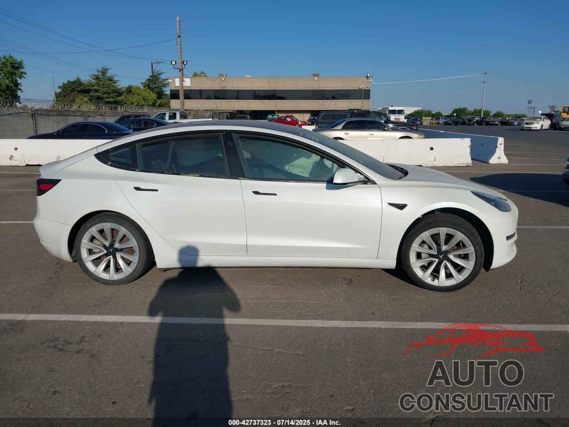 TESLA MODEL 3 2023 - 5YJ3E1EB2PF392697