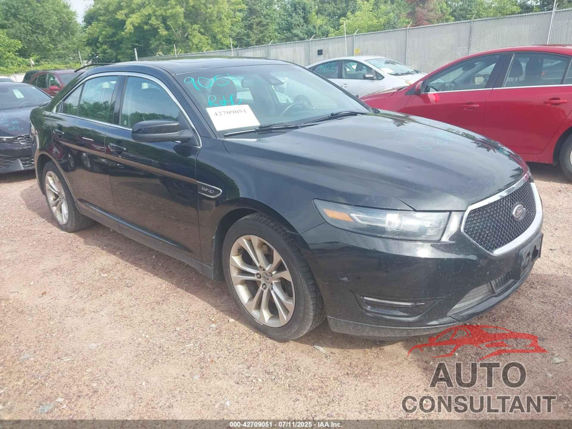 FORD TAURUS 2013 - 1FAHP2KT8DG155996