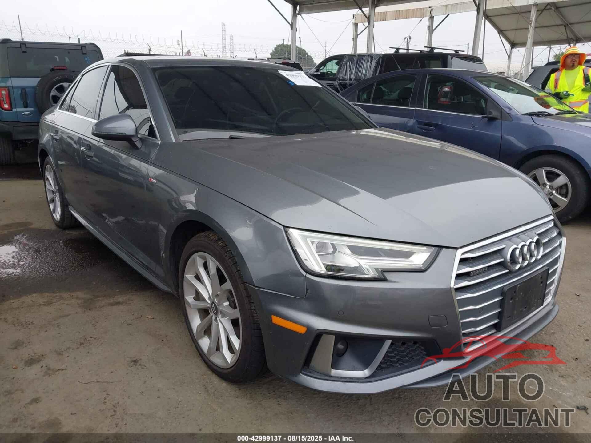 AUDI A4 2019 - WAUENAF45KN001882