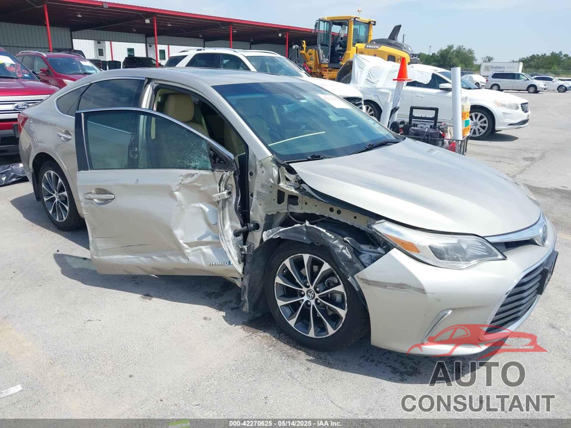 TOYOTA AVALON HYBRID 2018 - 4T1BD1EB5JU060570