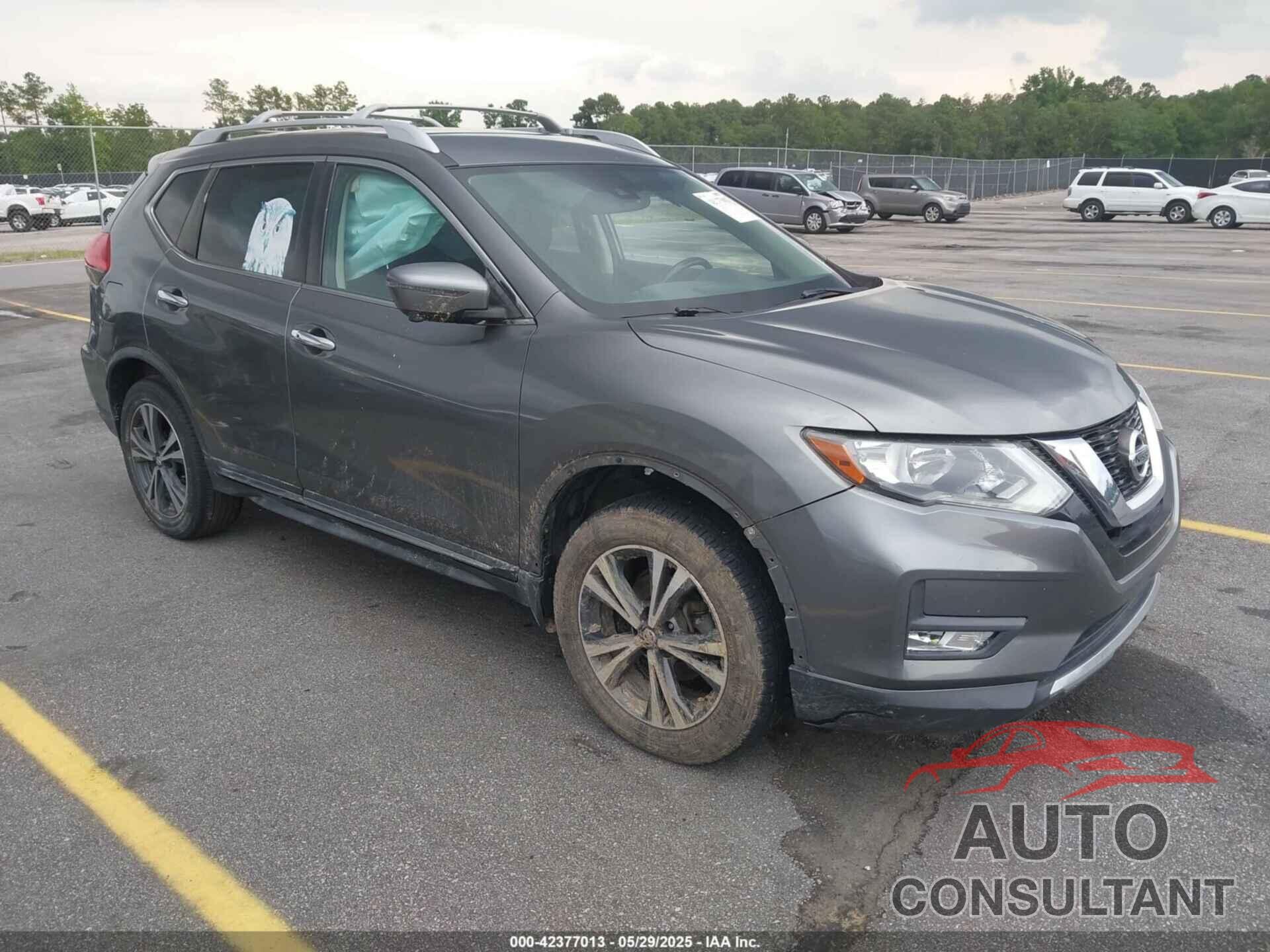 NISSAN ROGUE 2017 - JN8AT2MT7HW145402