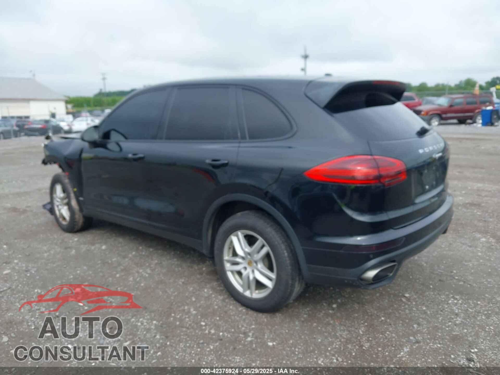 PORSCHE CAYENNE 2016 - WP1AA2A28GLA10621