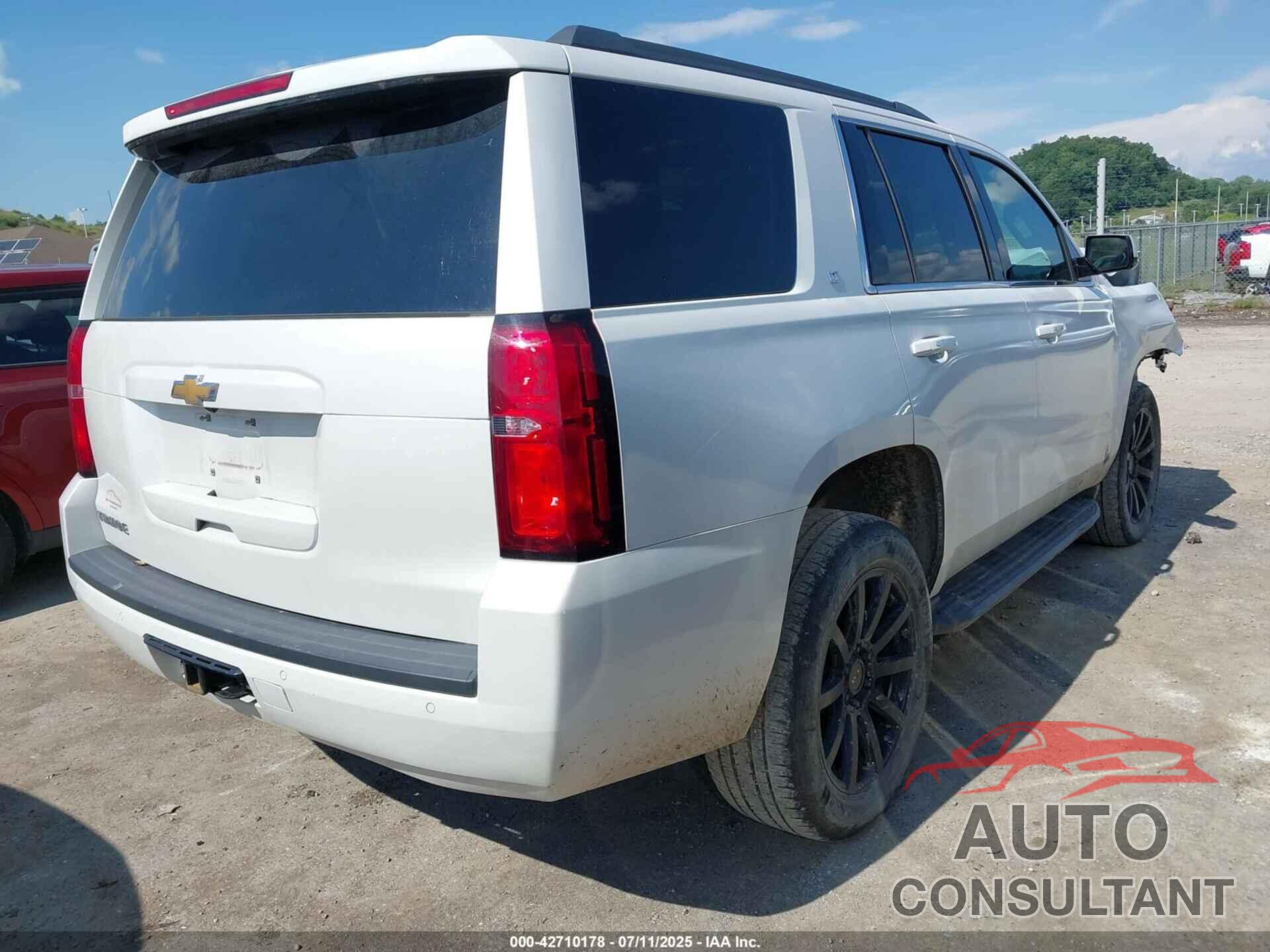 CHEVROLET TAHOE 2018 - 1GNSKBKC5JR308047