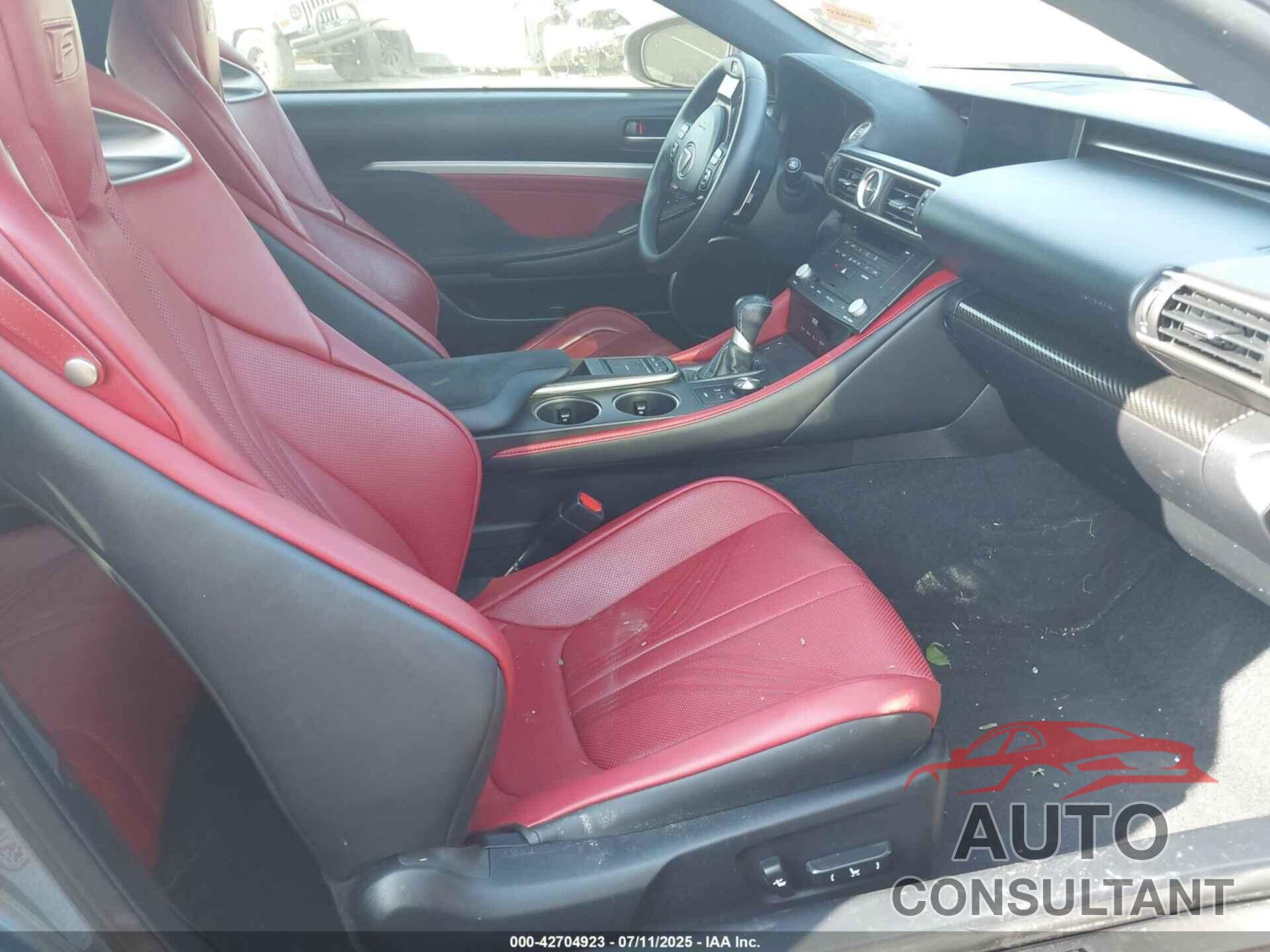 LEXUS RC F 2015 - JTHHP5BC7F5001689