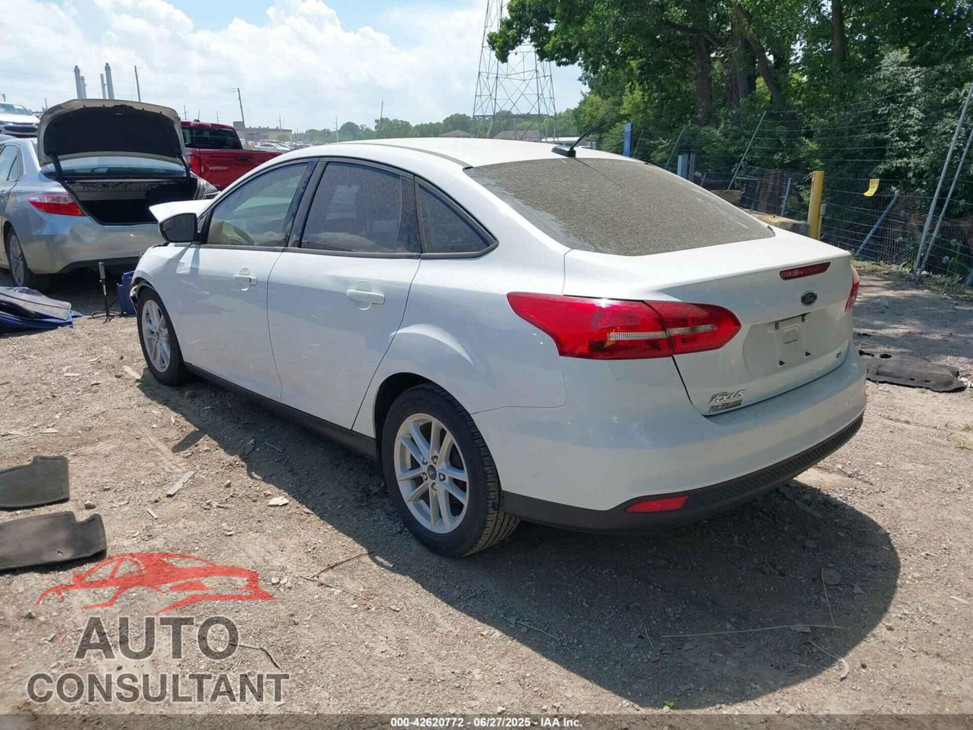 FORD FOCUS 2017 - 1FADP3F2XHL332132