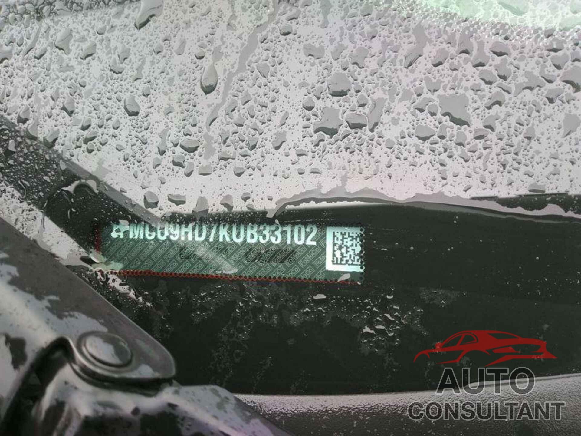 FORD ESCAPE 2019 - 1FMCU9HD7KUB33102