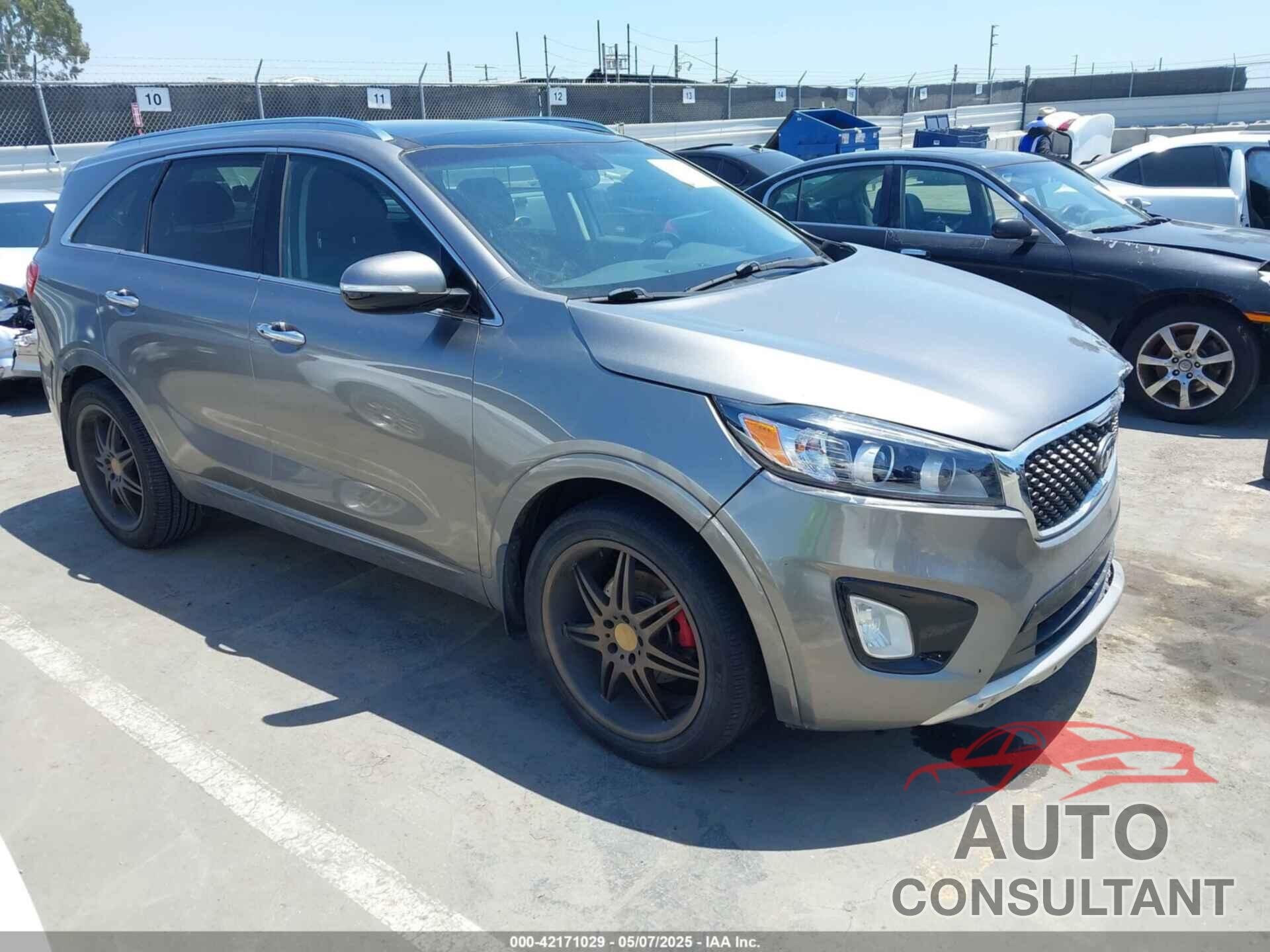 KIA SORENTO 2016 - 5XYPK4A56GG046026