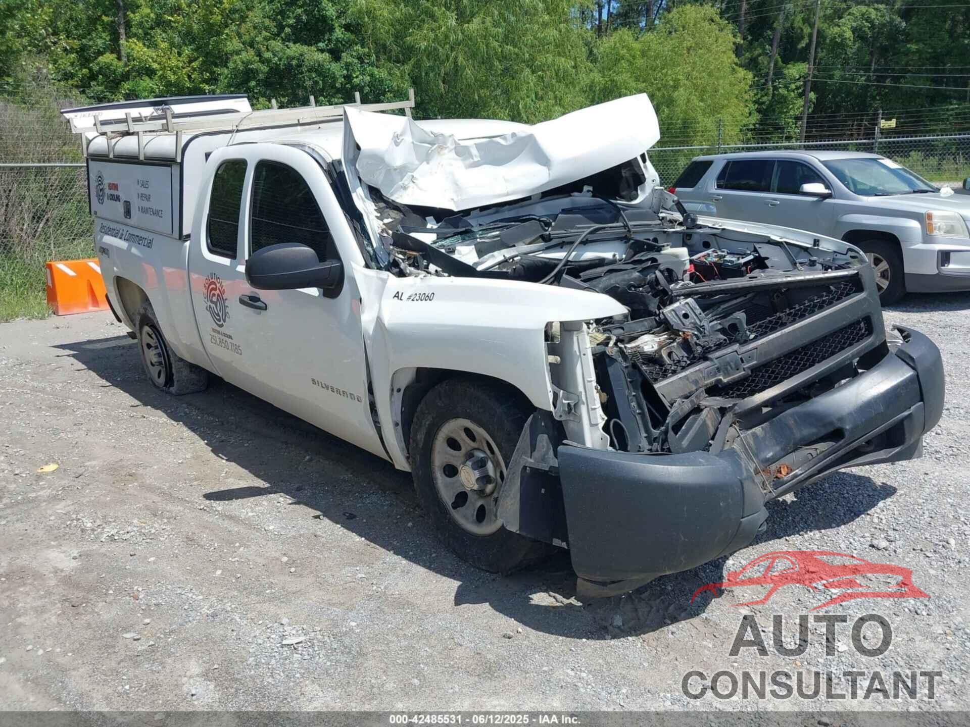 CHEVROLET SILVERADO 1500 2013 - 1GCRKPEA4DZ333492