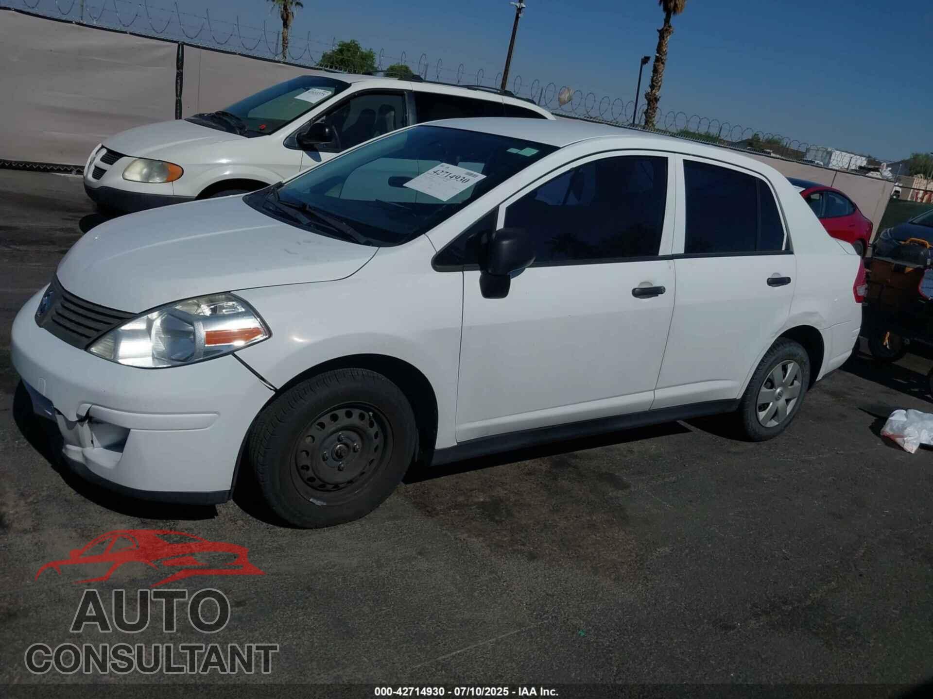 NISSAN VERSA 2011 - 3N1CC1AP1BL390671