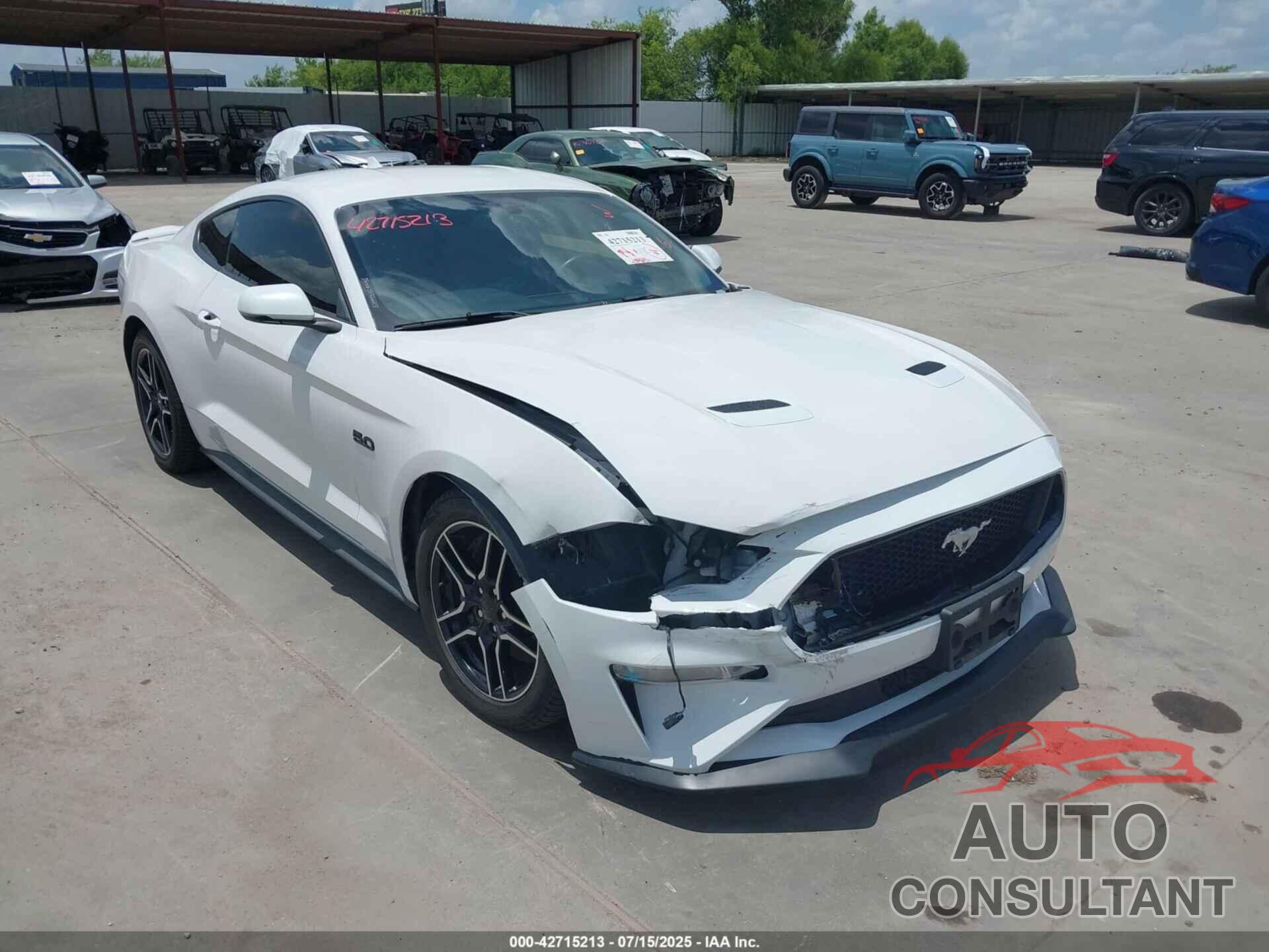FORD MUSTANG 2020 - 1FA6P8CF3L5137211