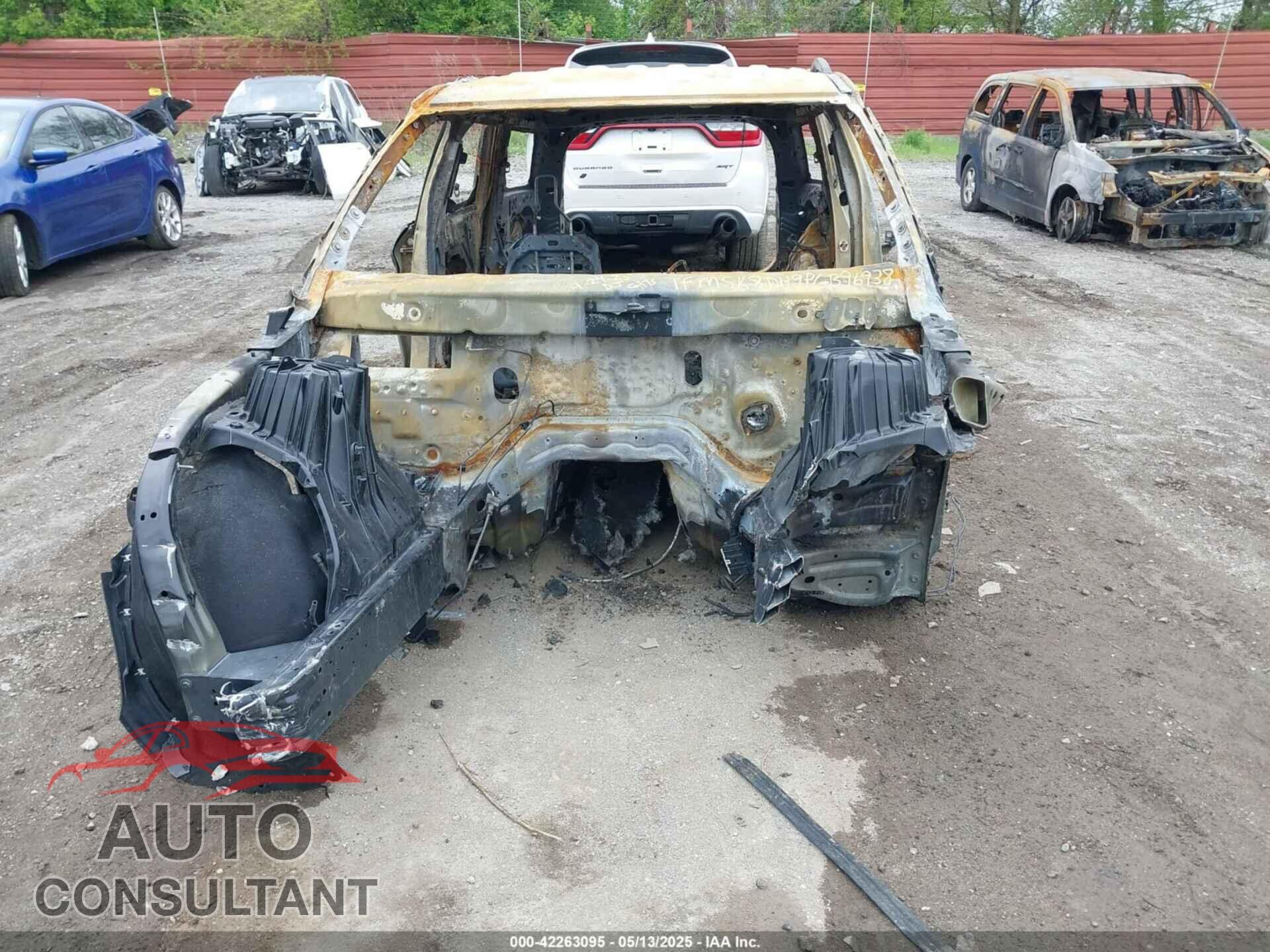 FORD EXPLORER 2023 - 1FMSK8DH9PGB96938