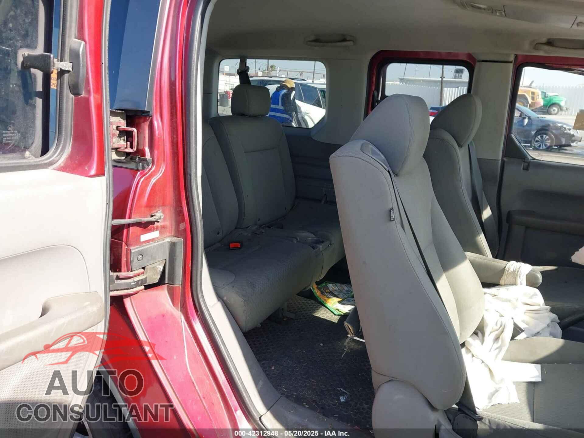 HONDA ELEMENT 2010 - 5J6YH2H76AL003679