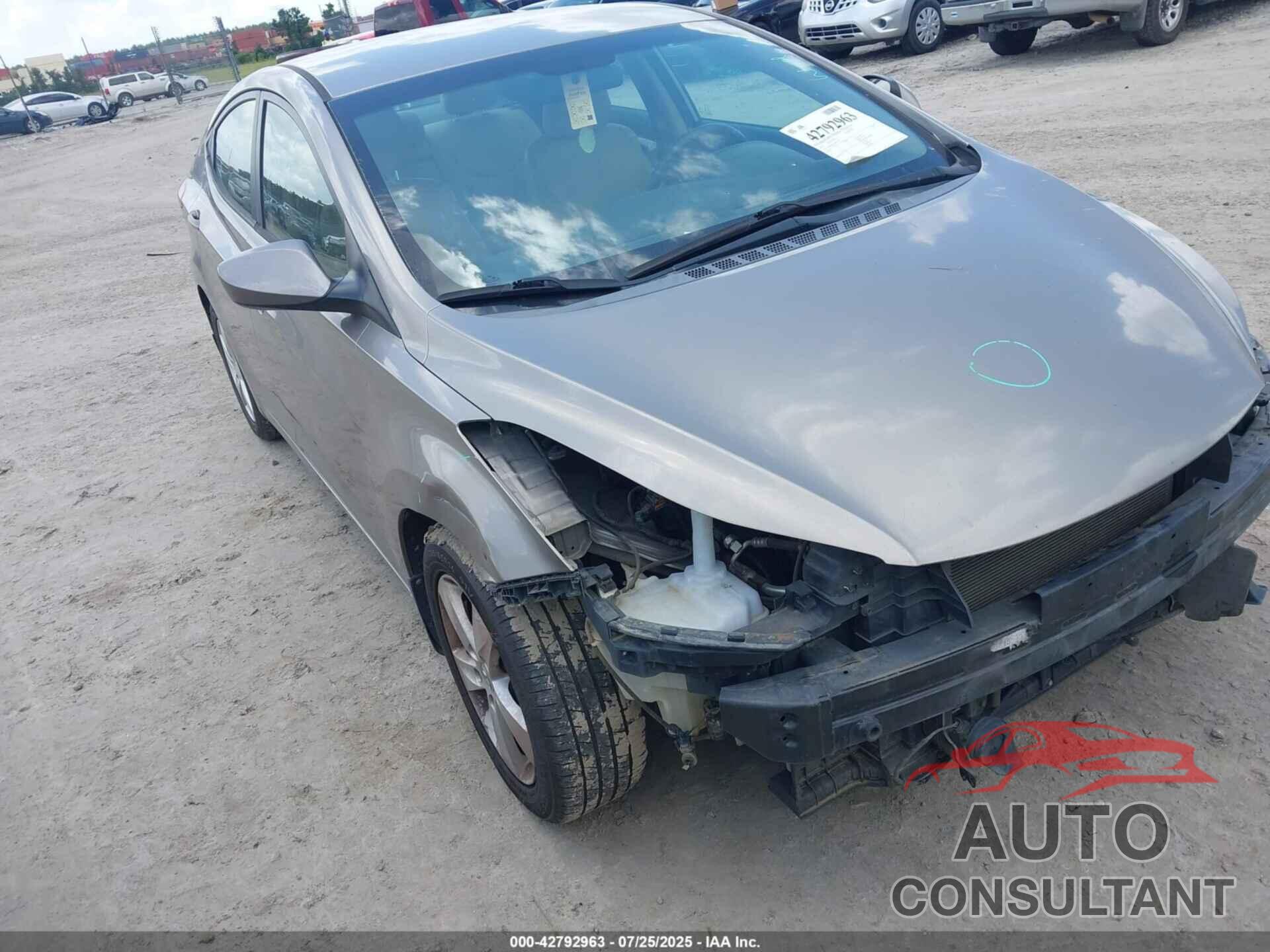 HYUNDAI ELANTRA 2013 - 5NPDH4AE1DH393270