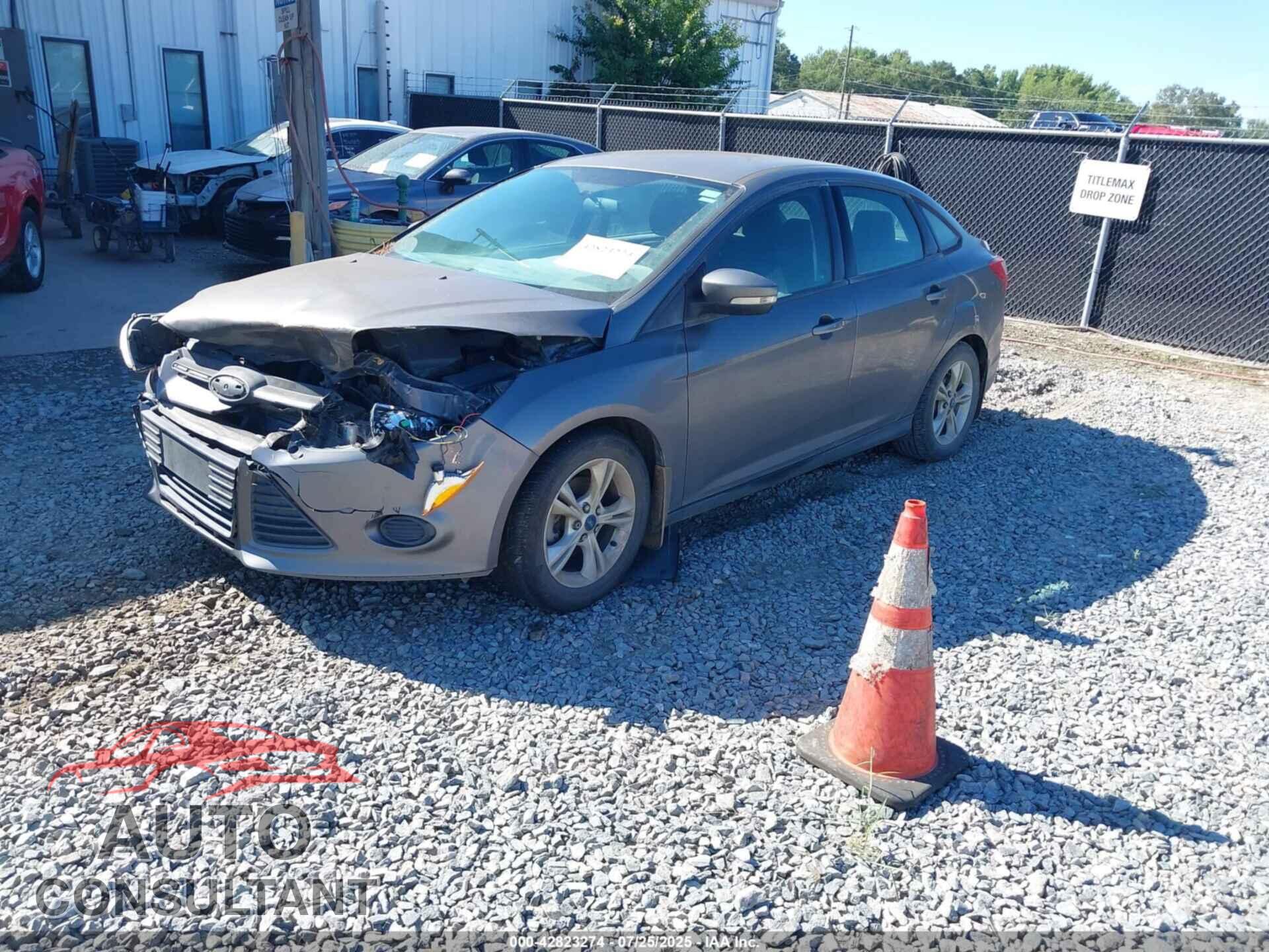 FORD FOCUS 2014 - 1FADP3F2XEL447275