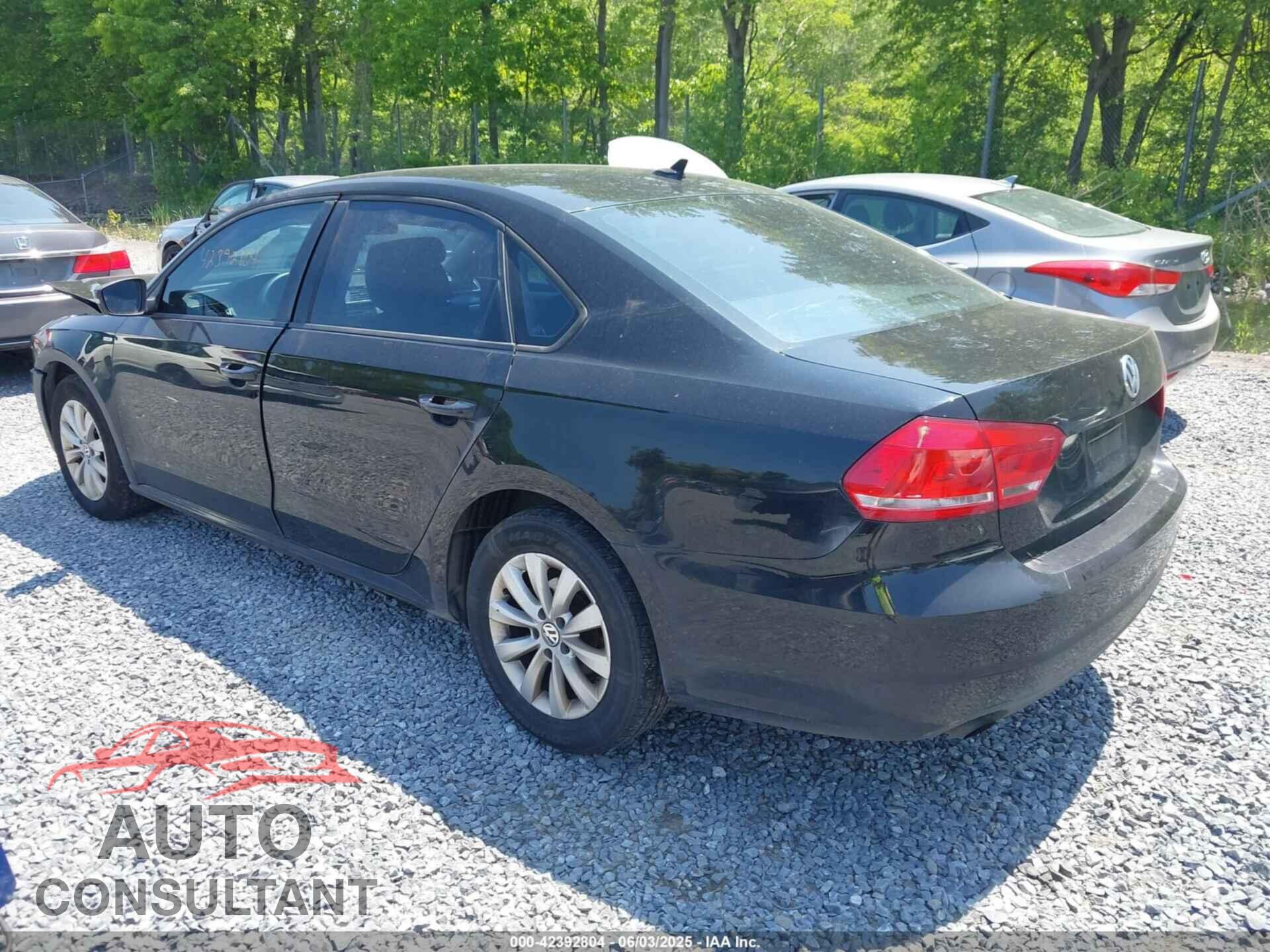VOLKSWAGEN PASSAT 2014 - 1VWAP7A31EC003851