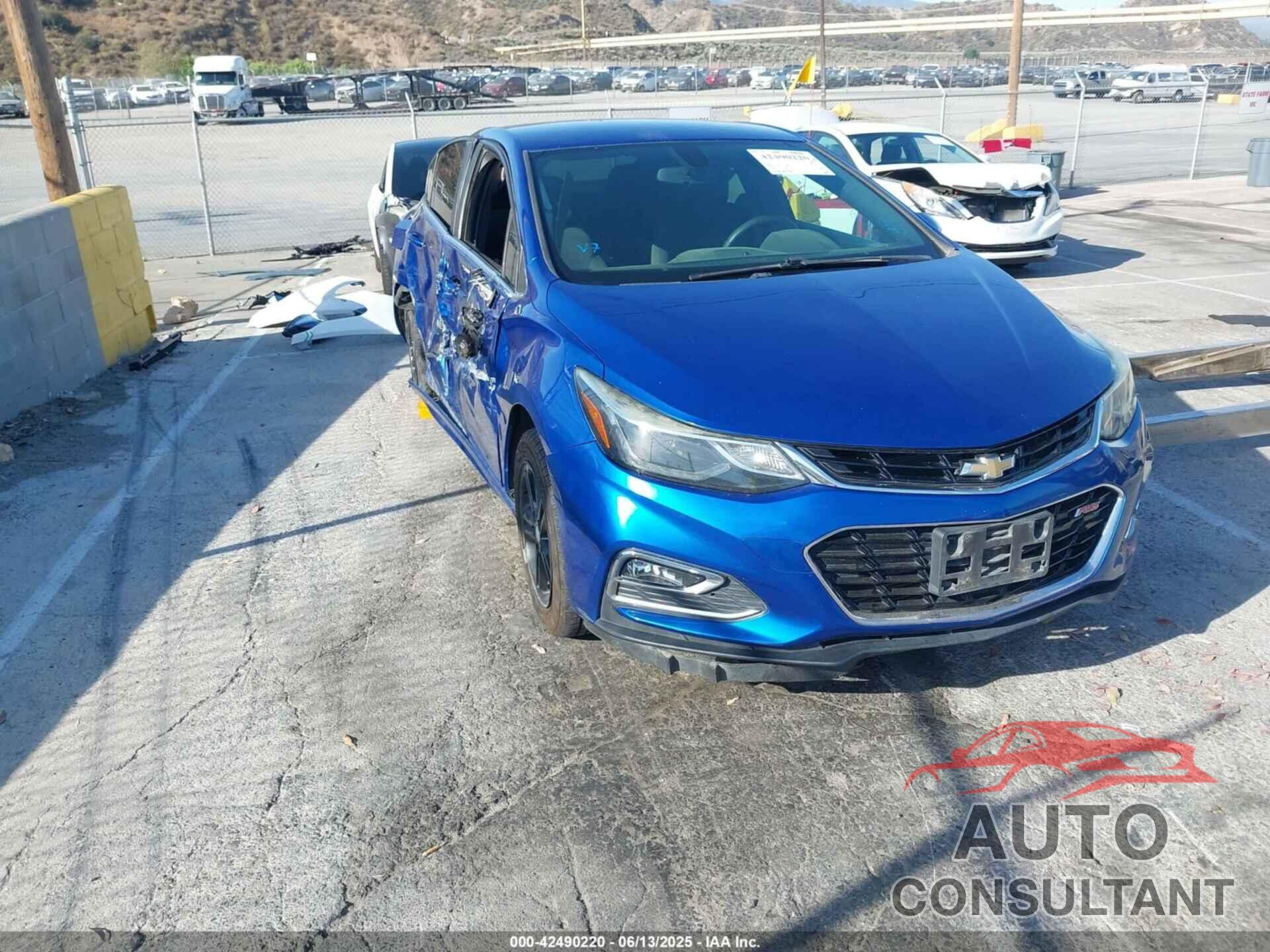 CHEVROLET CRUZE 2017 - 1G1BE5SM7H7133888
