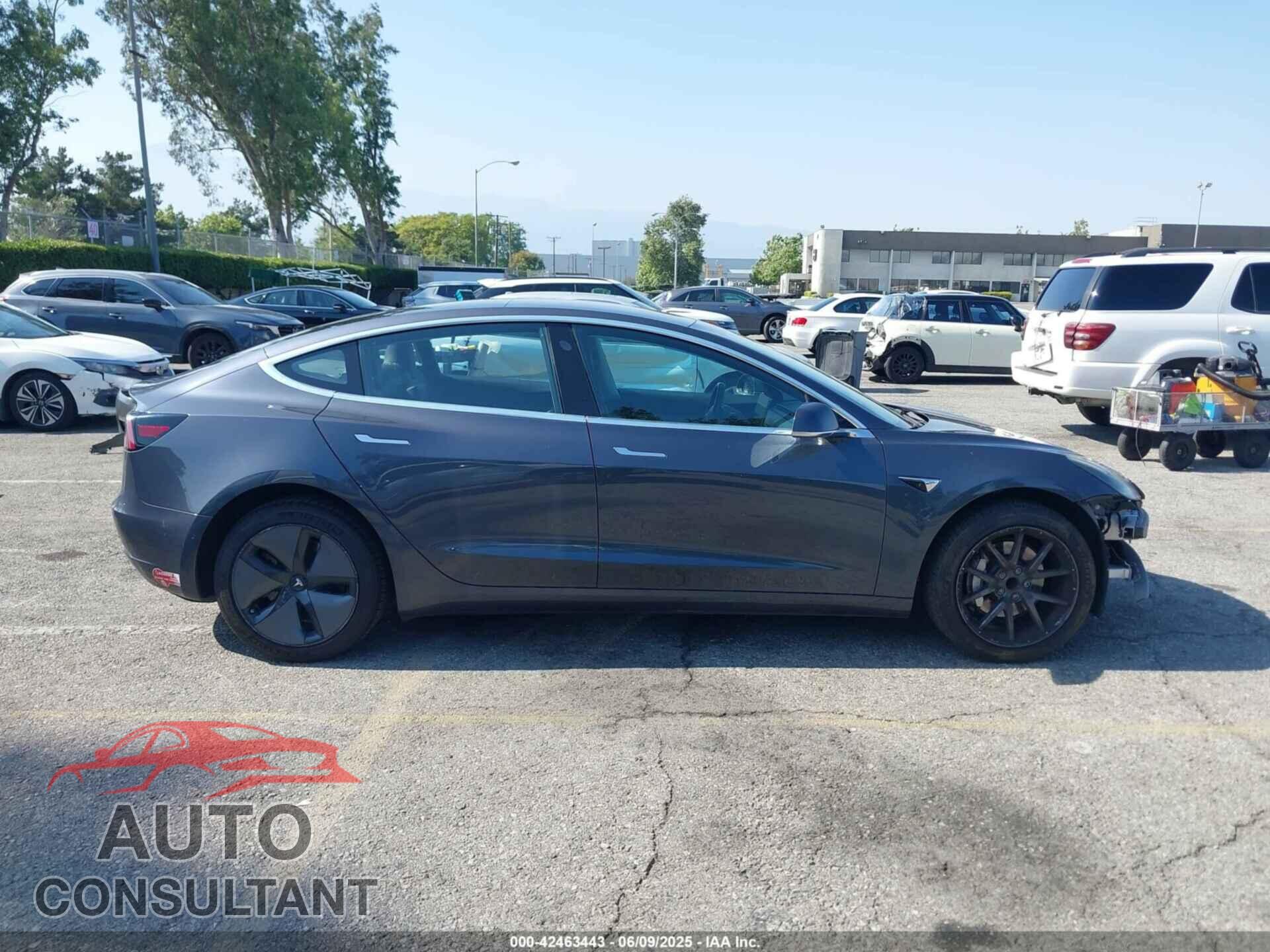 TESLA MODEL 3 2018 - 5YJ3E1EA2JF039262