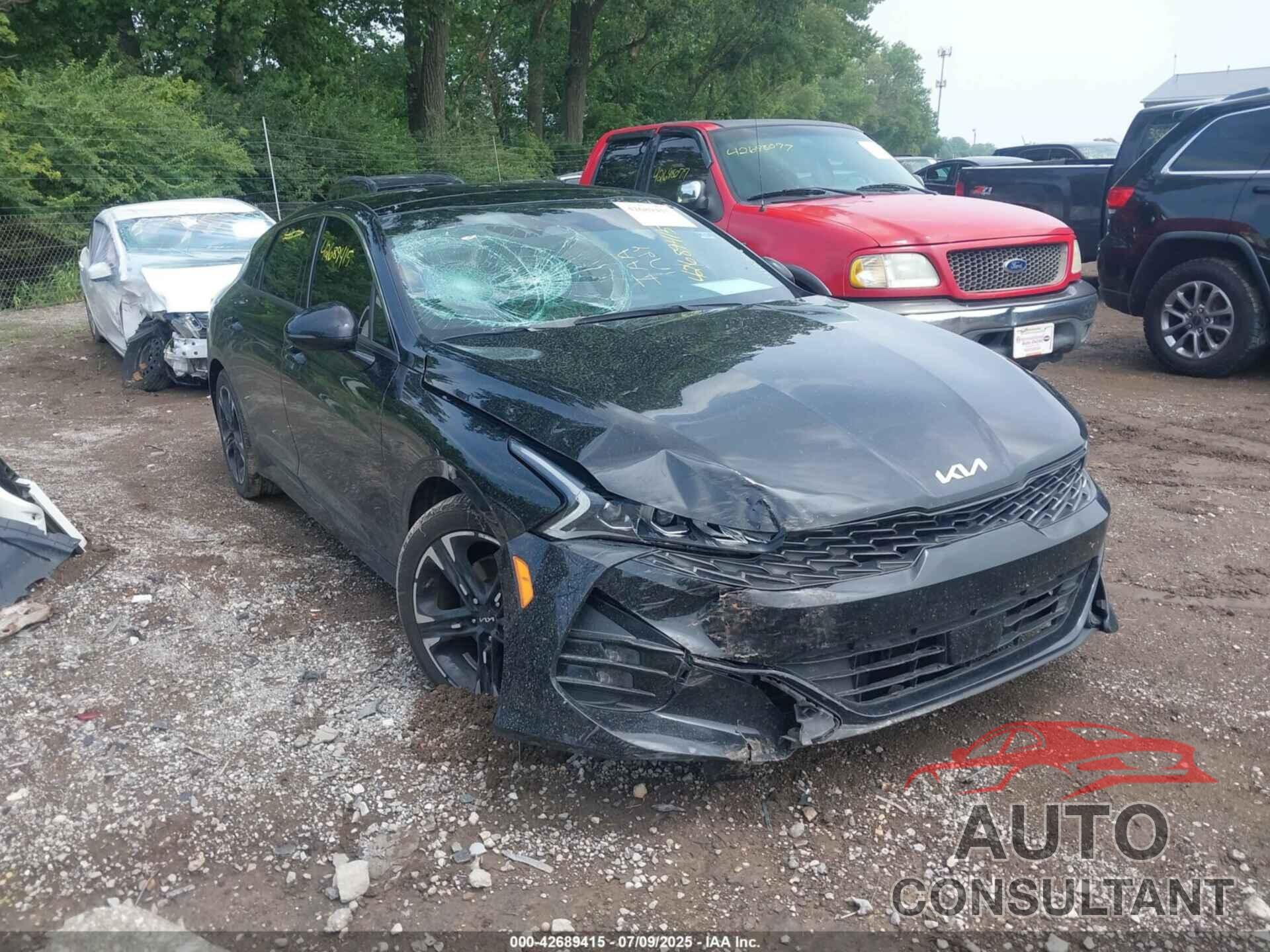KIA K5 2022 - 5XXG64J25NG086867