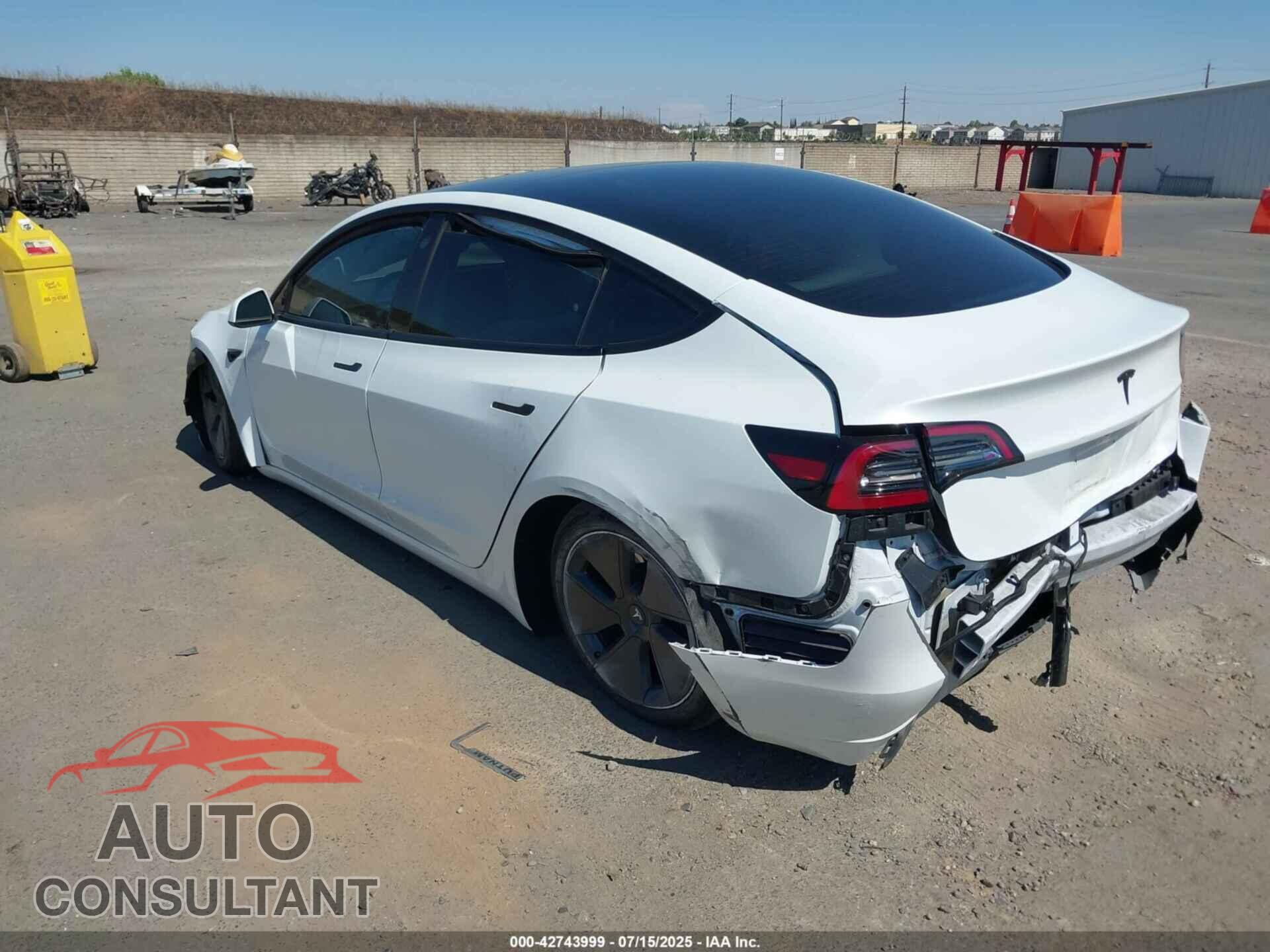 TESLA MODEL 3 2023 - 5YJ3E1EA8PF625103
