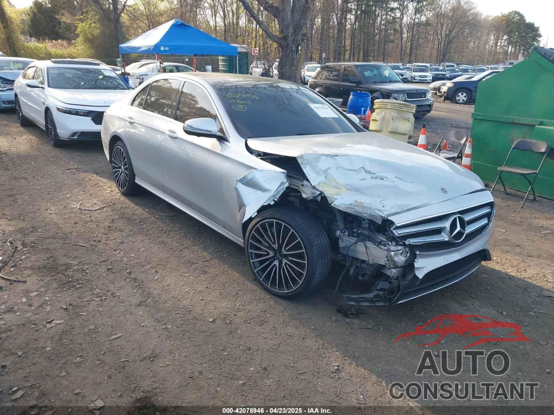MERCEDES-BENZ E 300 2019 - WDDZF4KB0KA588433