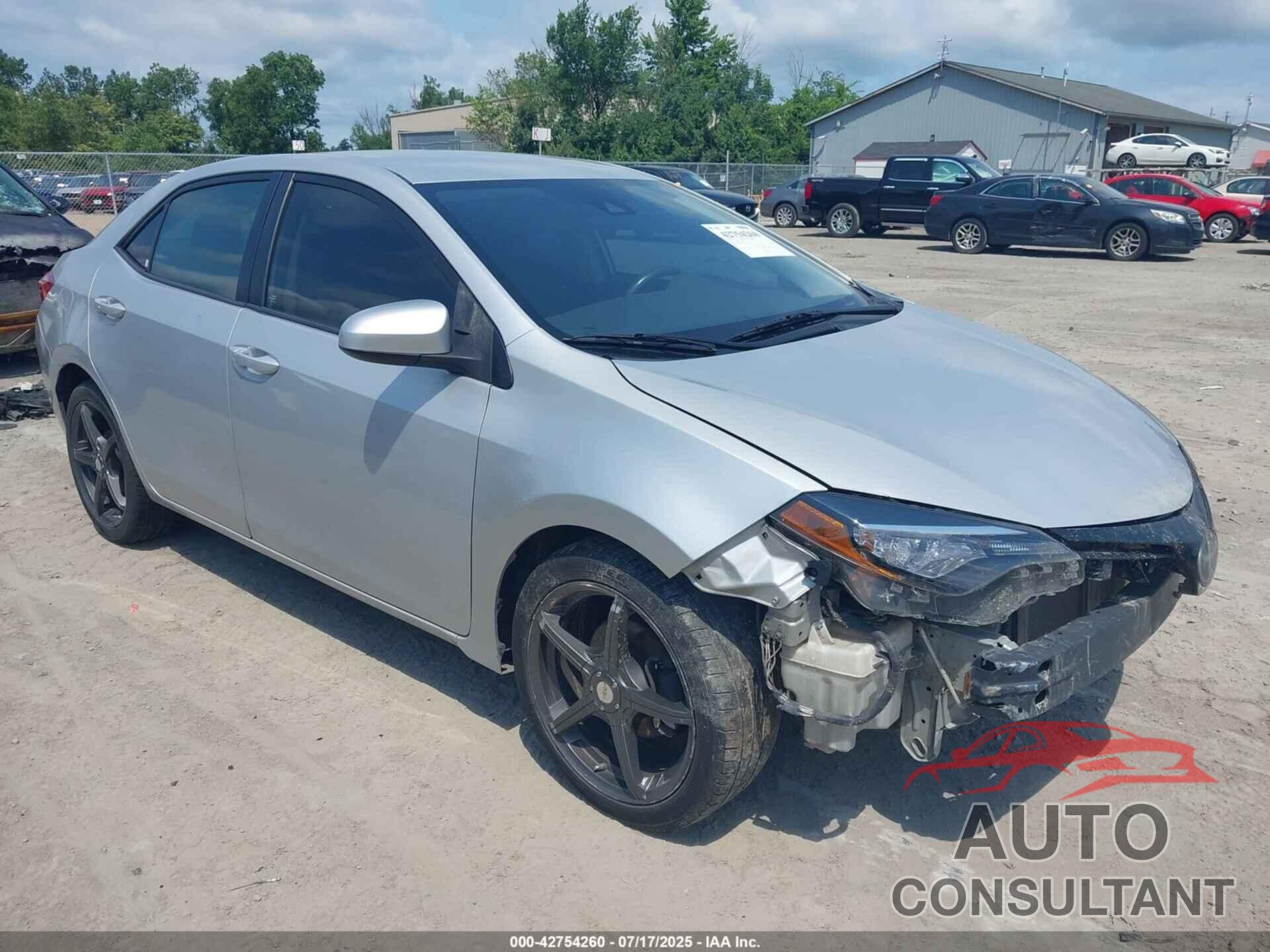 TOYOTA COROLLA 2018 - 2T1BURHEXJC053555