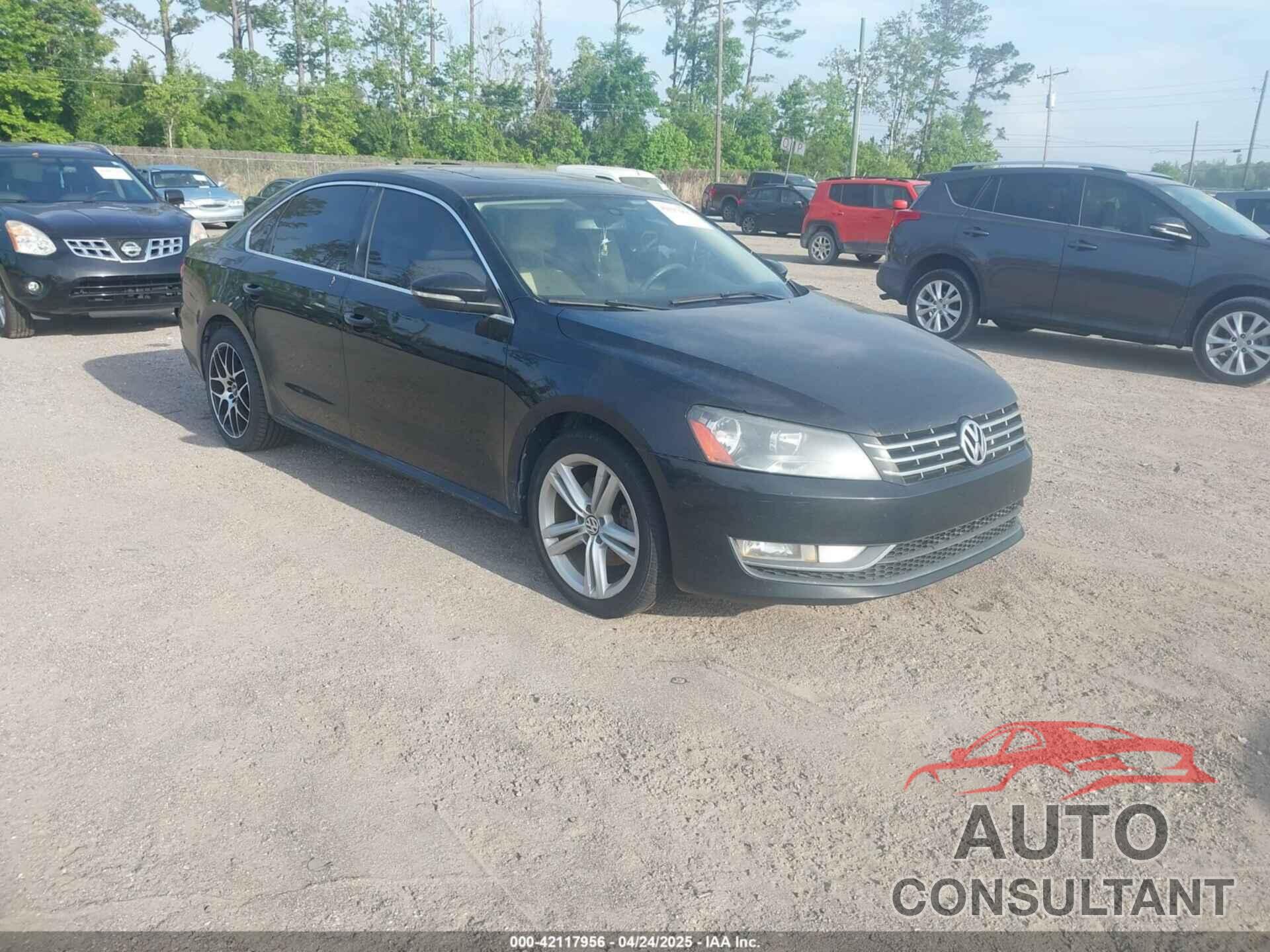 VOLKSWAGEN PASSAT 2012 - 1VWBM7A31CC017629