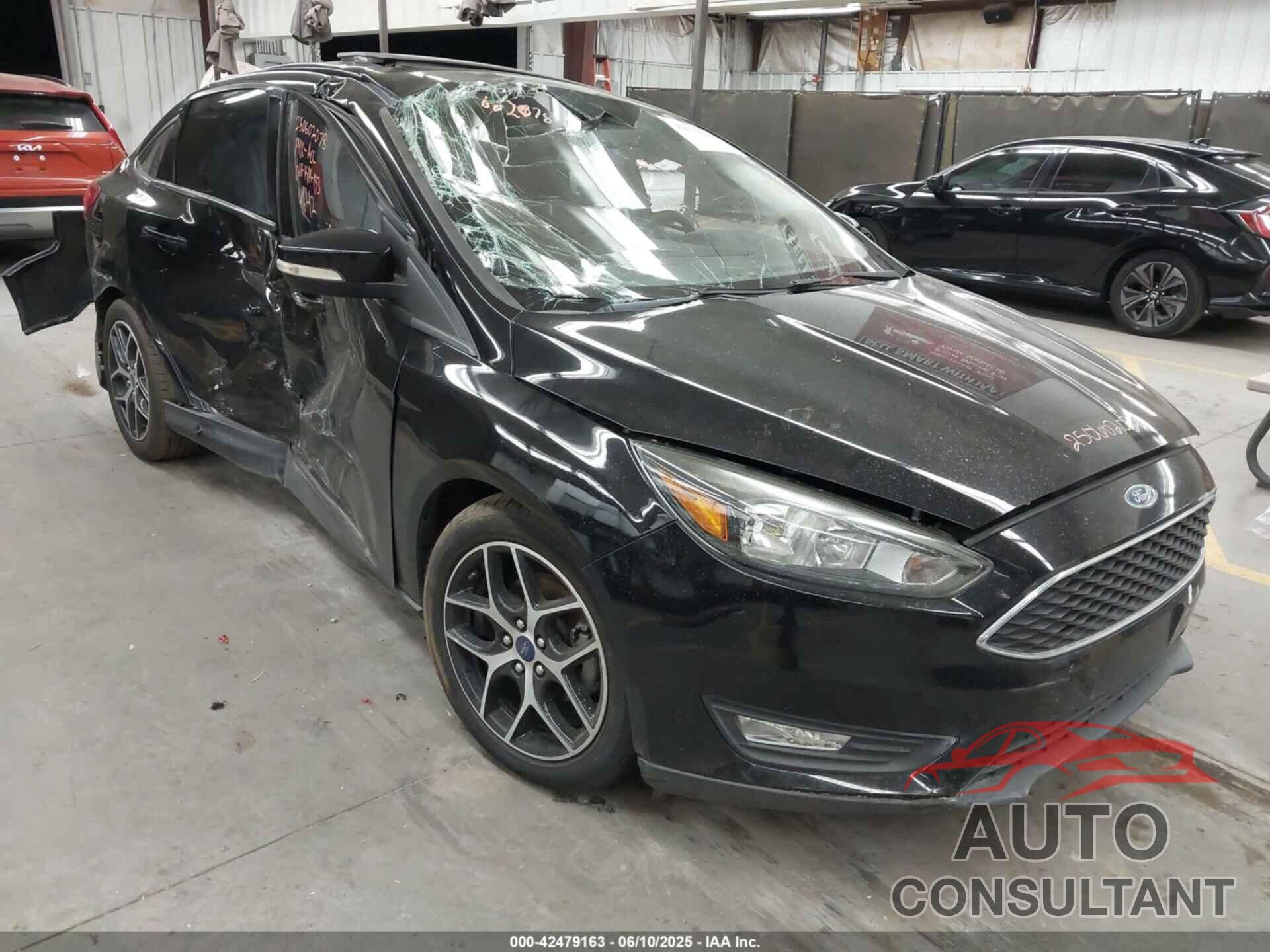 FORD FOCUS 2017 - 1FADP3H22HL314642