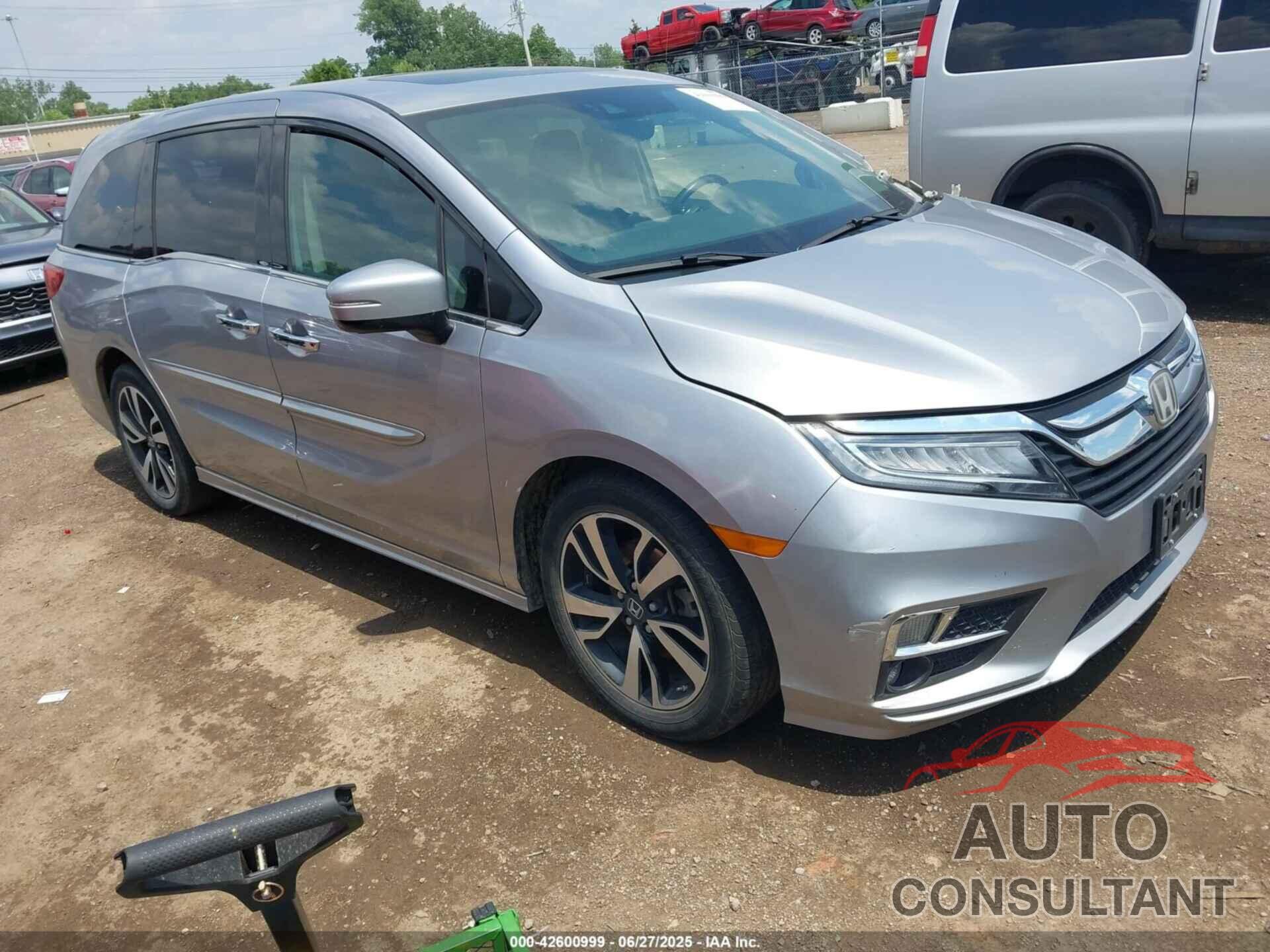 HONDA ODYSSEY 2018 - 5FNRL6H9XJB051075