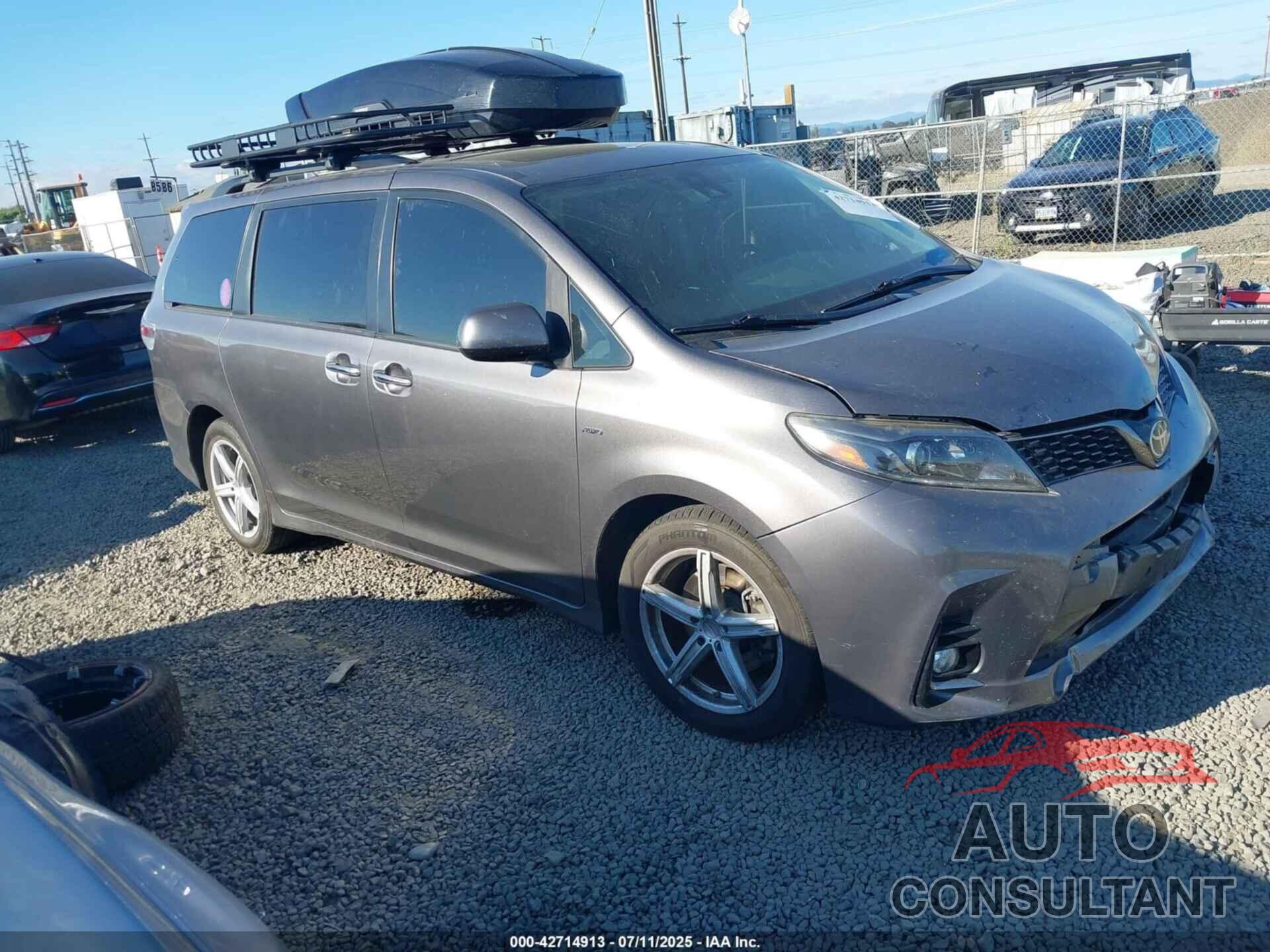TOYOTA SIENNA 2019 - 5TDEZ3DC1KS217882