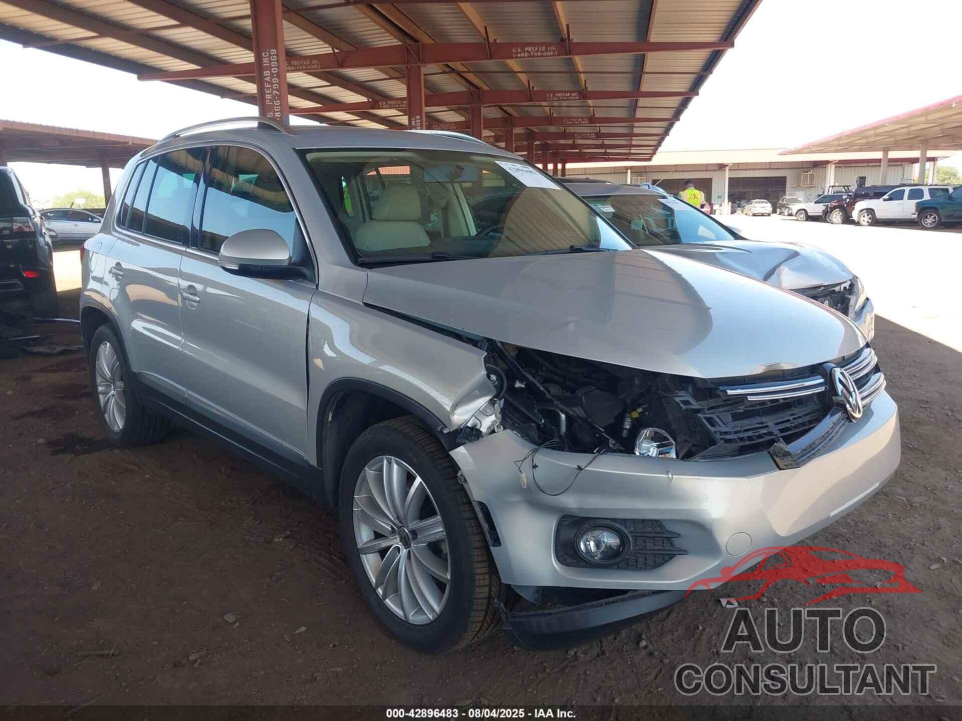 VOLKSWAGEN TIGUAN 2013 - WVGAV7AX4DW500526