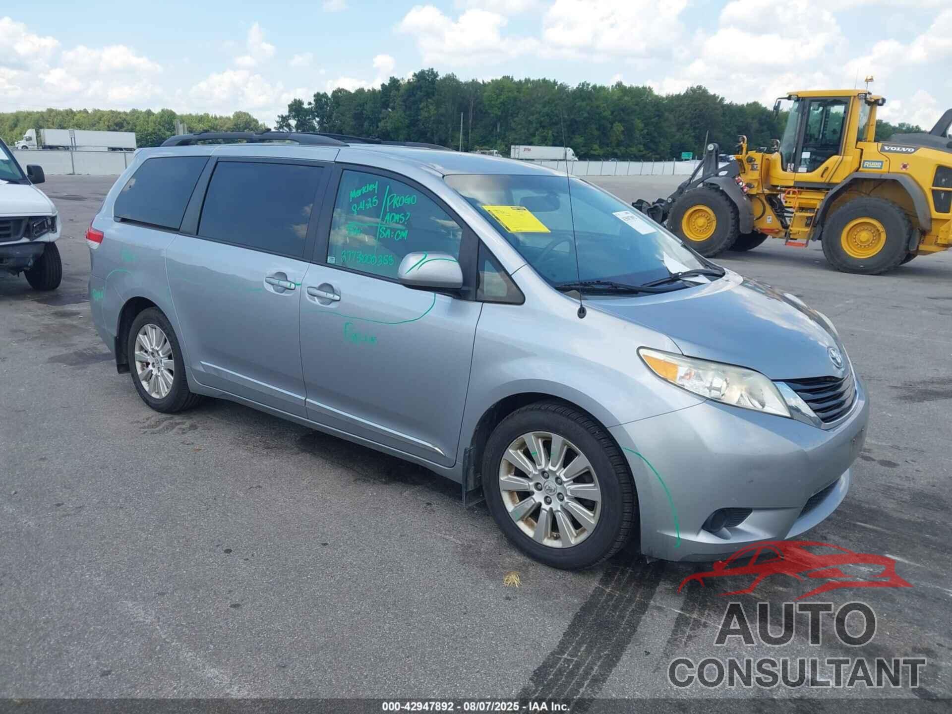 TOYOTA SIENNA 2012 - 5TDJK3DC4CS034092
