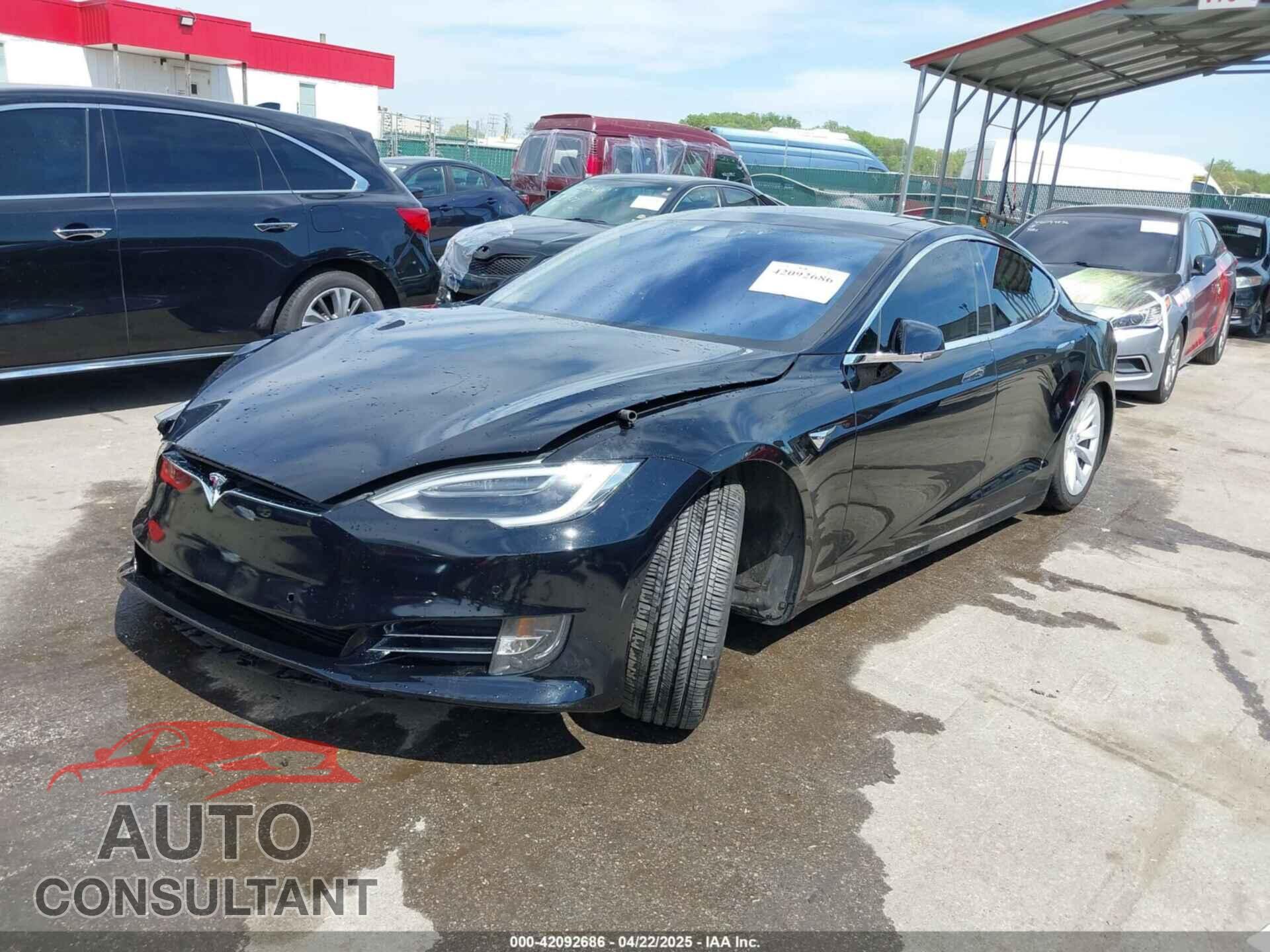 TESLA MODEL S 2017 - 5YJSA1E13HF228486