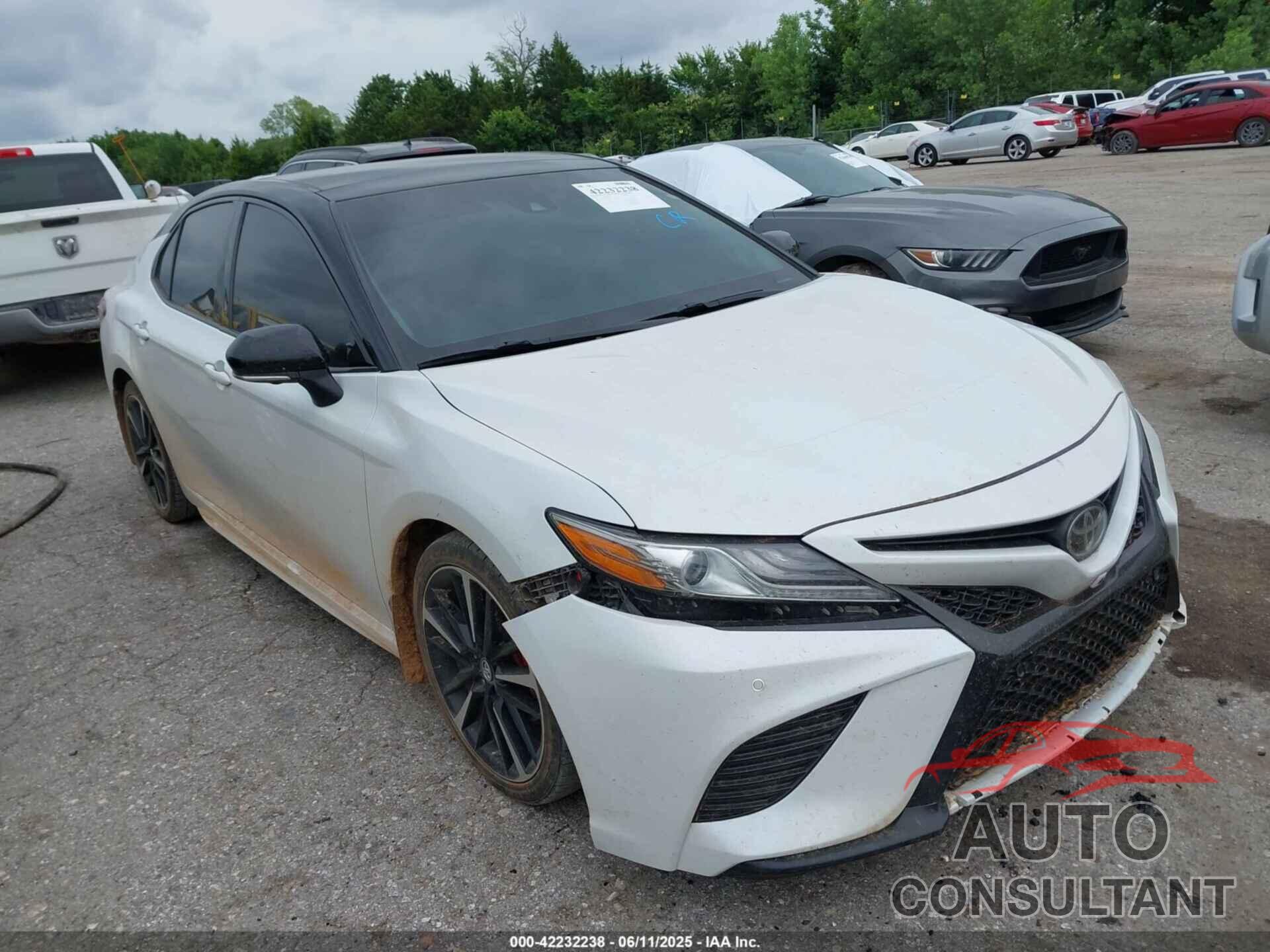 TOYOTA CAMRY 2018 - 4T1BZ1HK5JU014539
