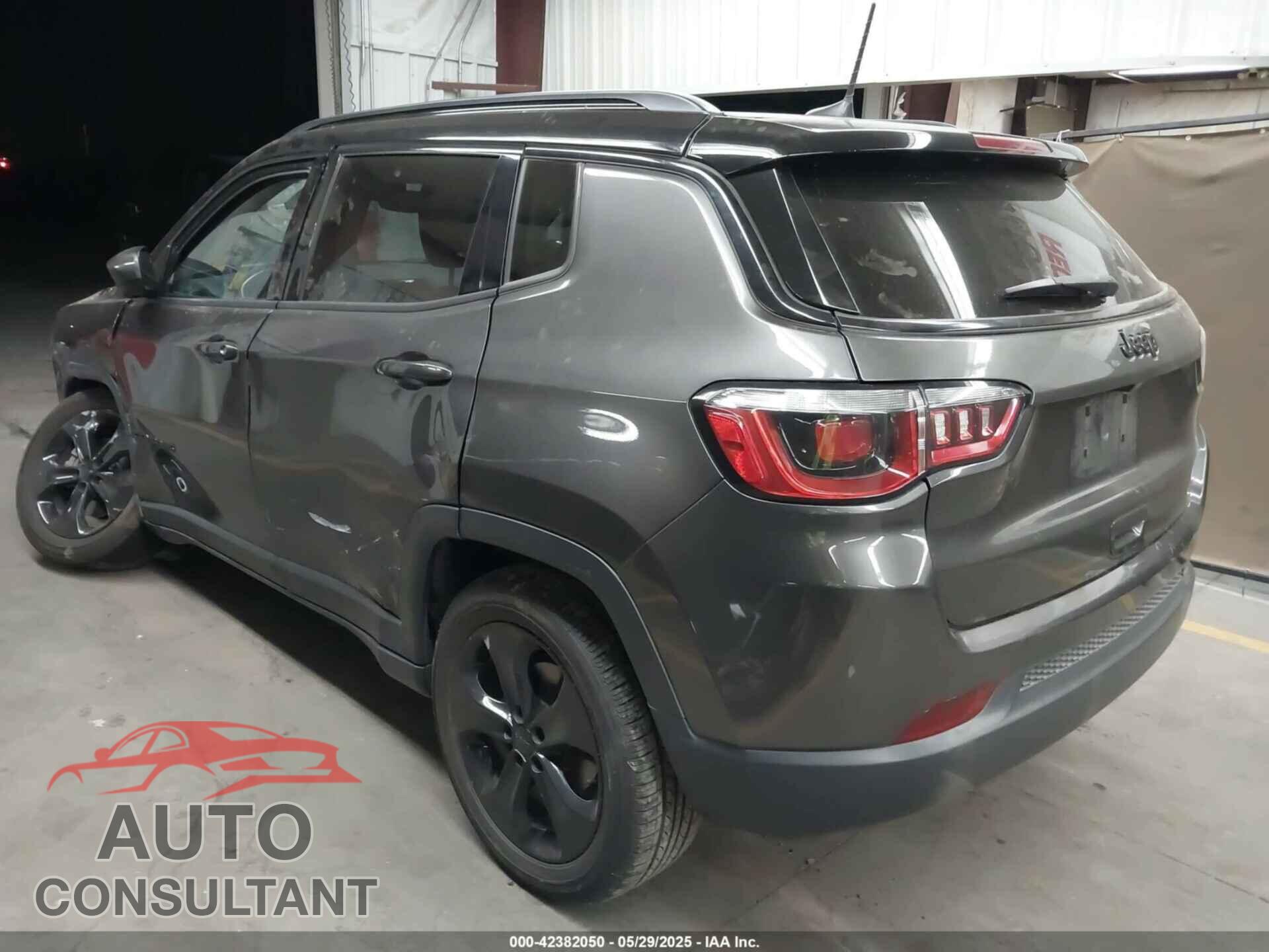 JEEP COMPASS 2018 - 3C4NJCBB2JT327376