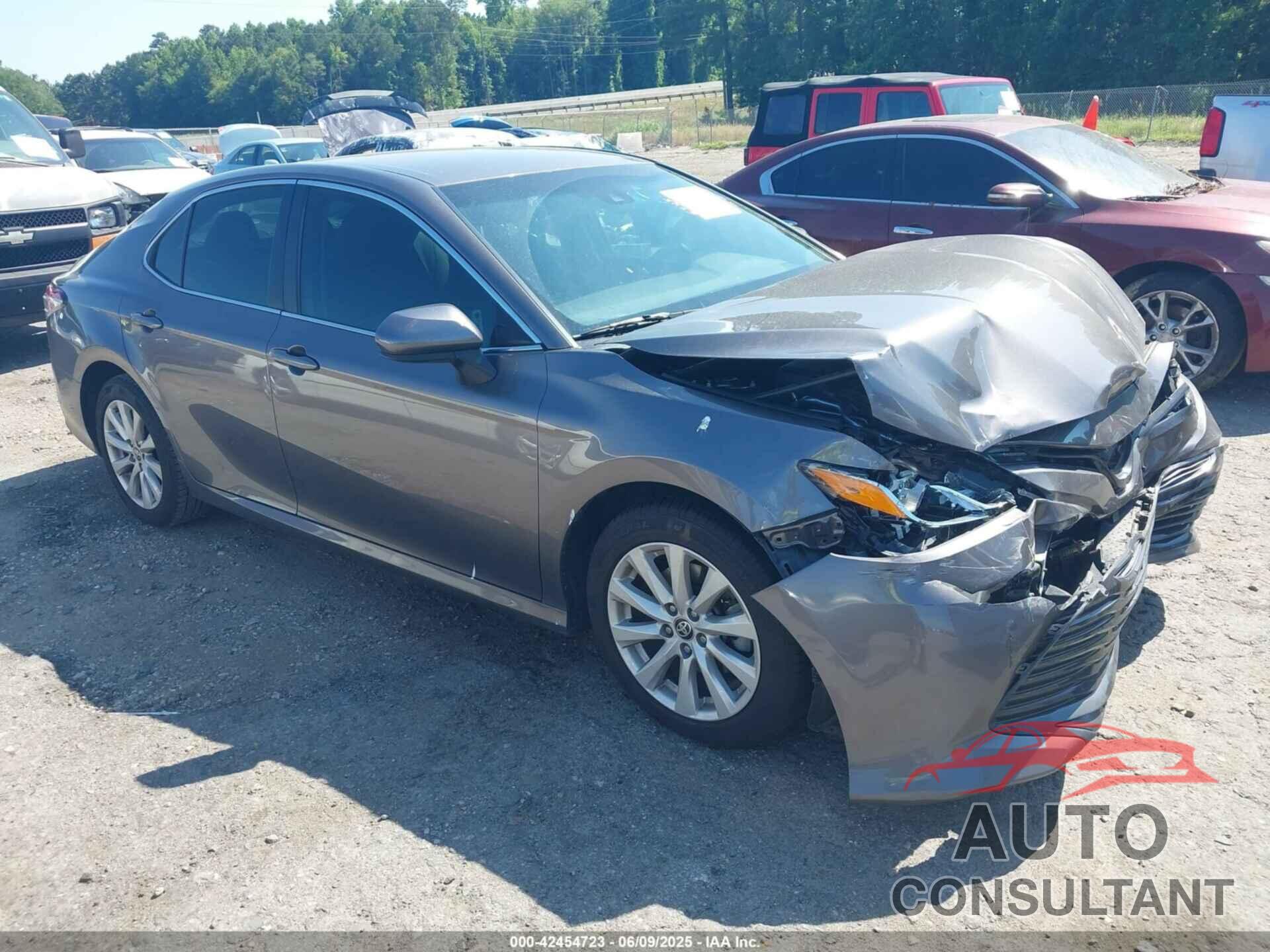 TOYOTA CAMRY 2020 - 4T1C11AK2LU367054