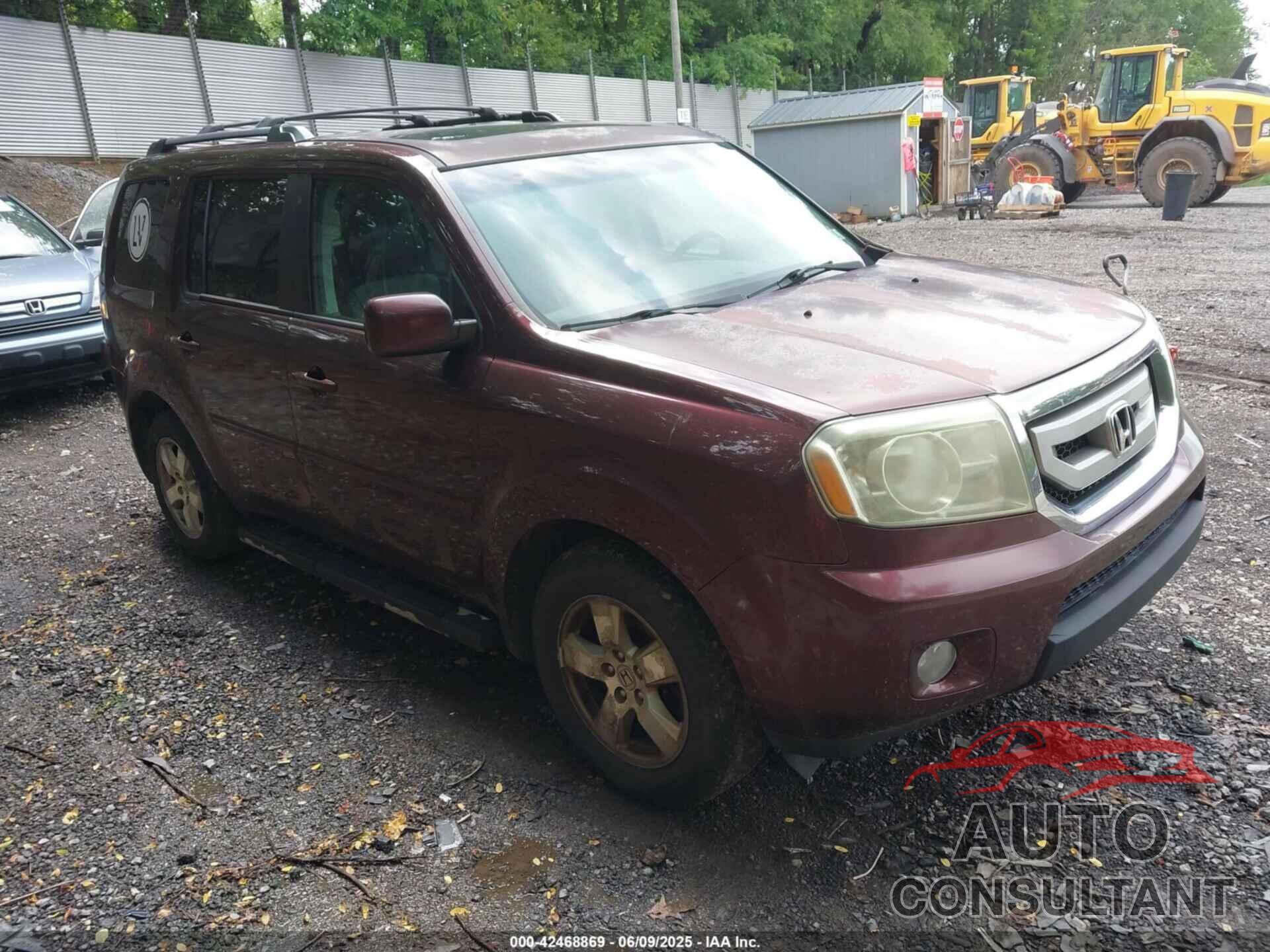 HONDA PILOT 2011 - 5FNYF4H56BB062905
