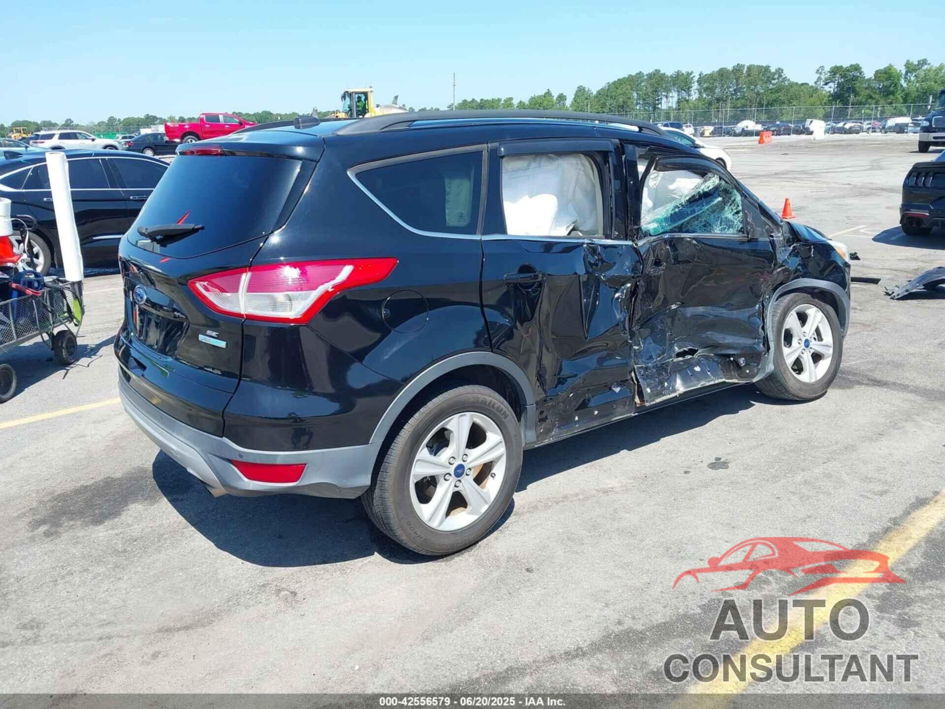 FORD ESCAPE 2016 - 1FMCU0GX3GUB31376