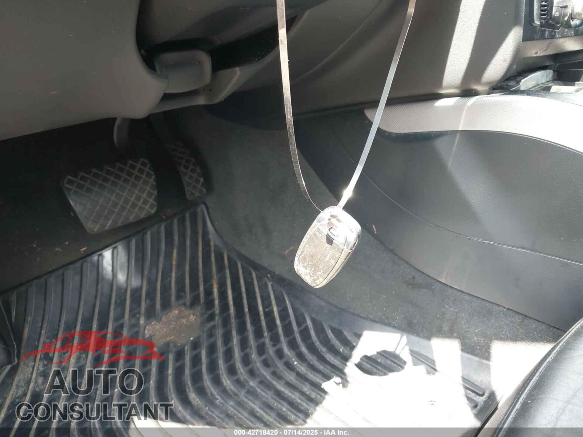 AUDI A4 2013 - WAUAFAFL5DN047010